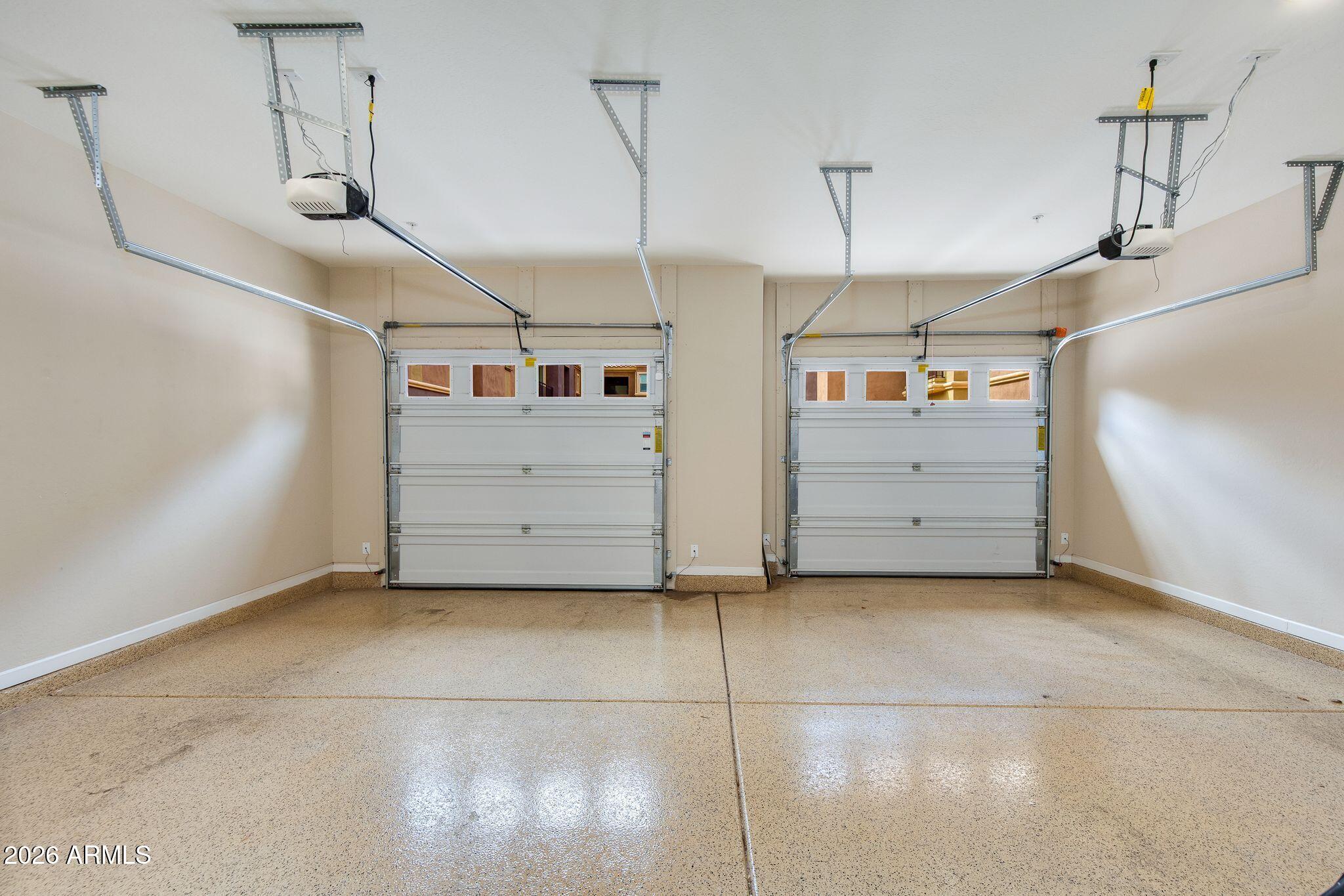 3935 E ROUGH RIDER Road 1373