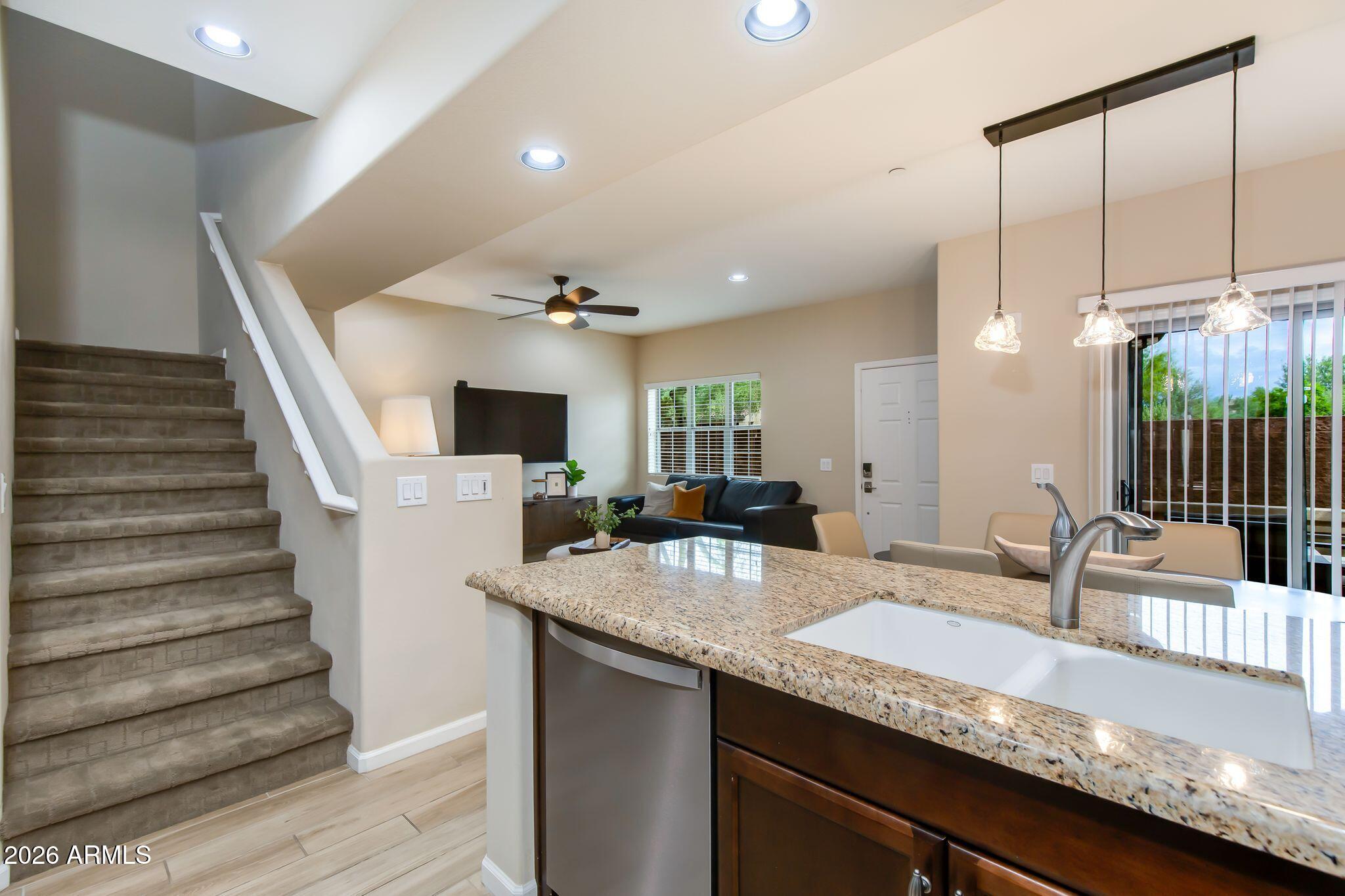 3935 E ROUGH RIDER Road 1373