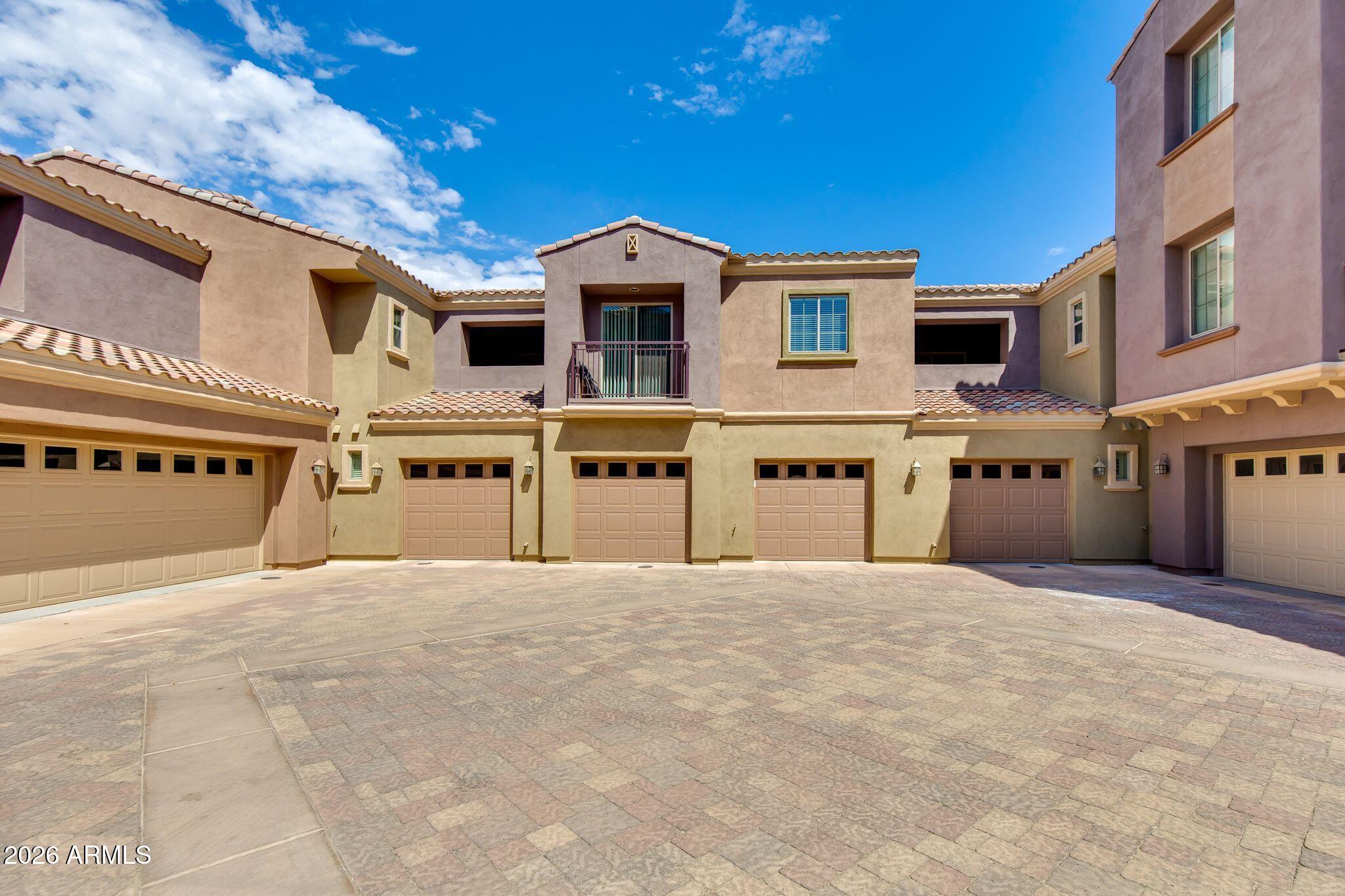 3935 E ROUGH RIDER Road 1373