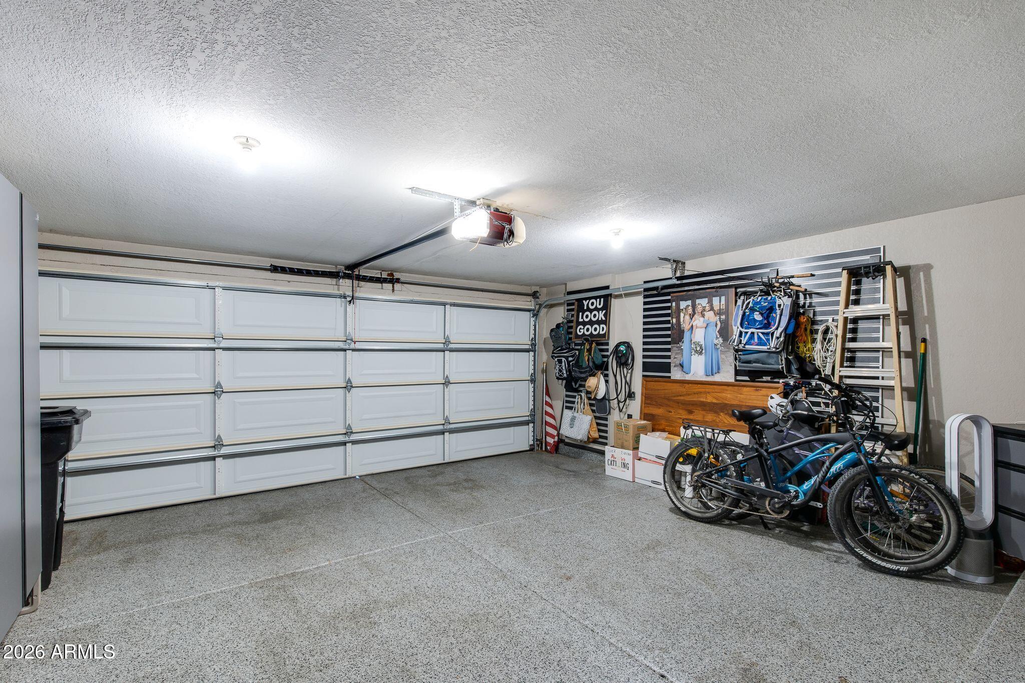 2437 E RANCHO Drive