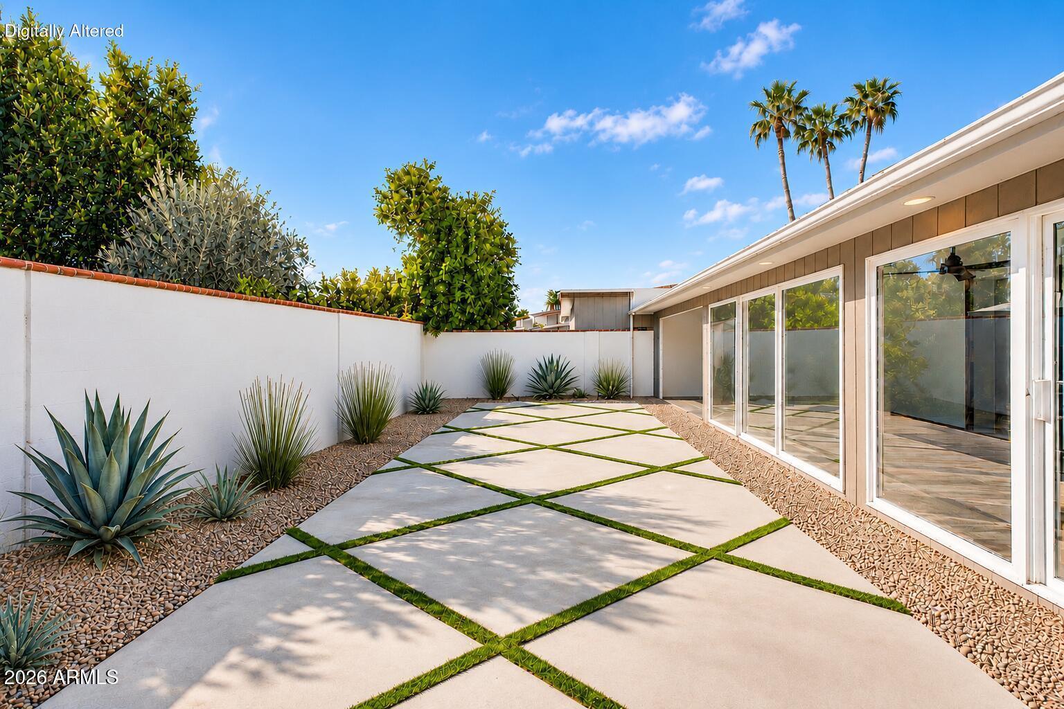 7729 E RANCHO VISTA Drive