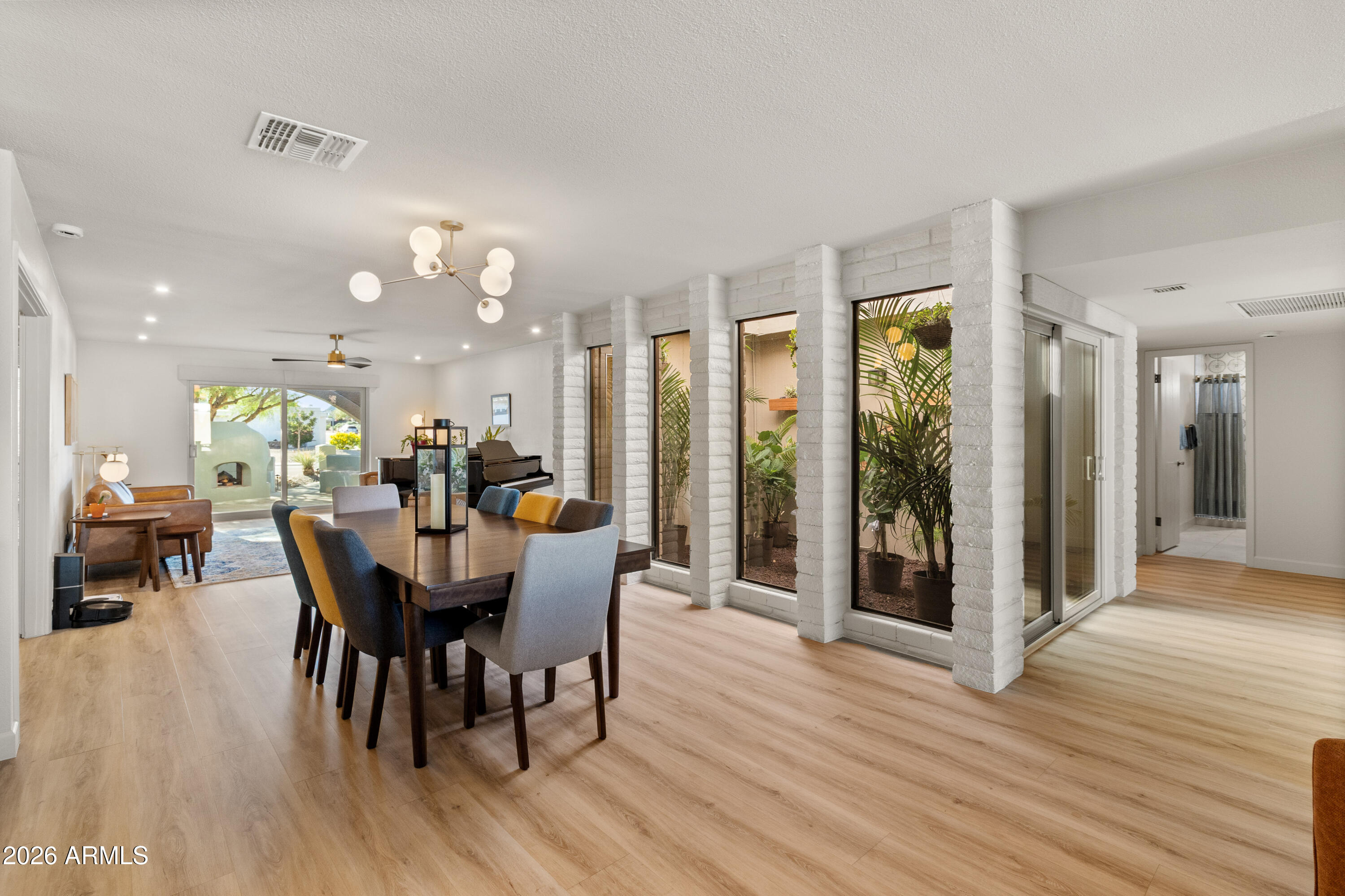 3315 E MALAPAI Drive