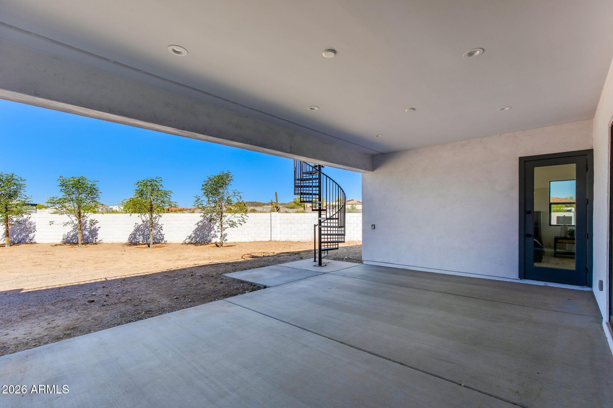 3330 W DESERT DAWN Drive