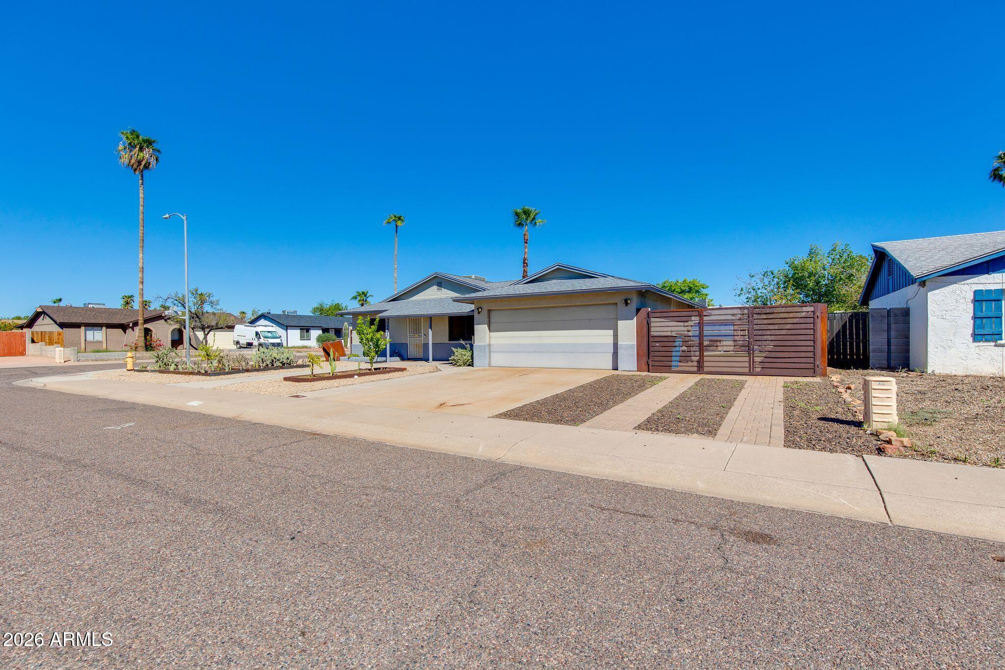 14843 N 36TH Place