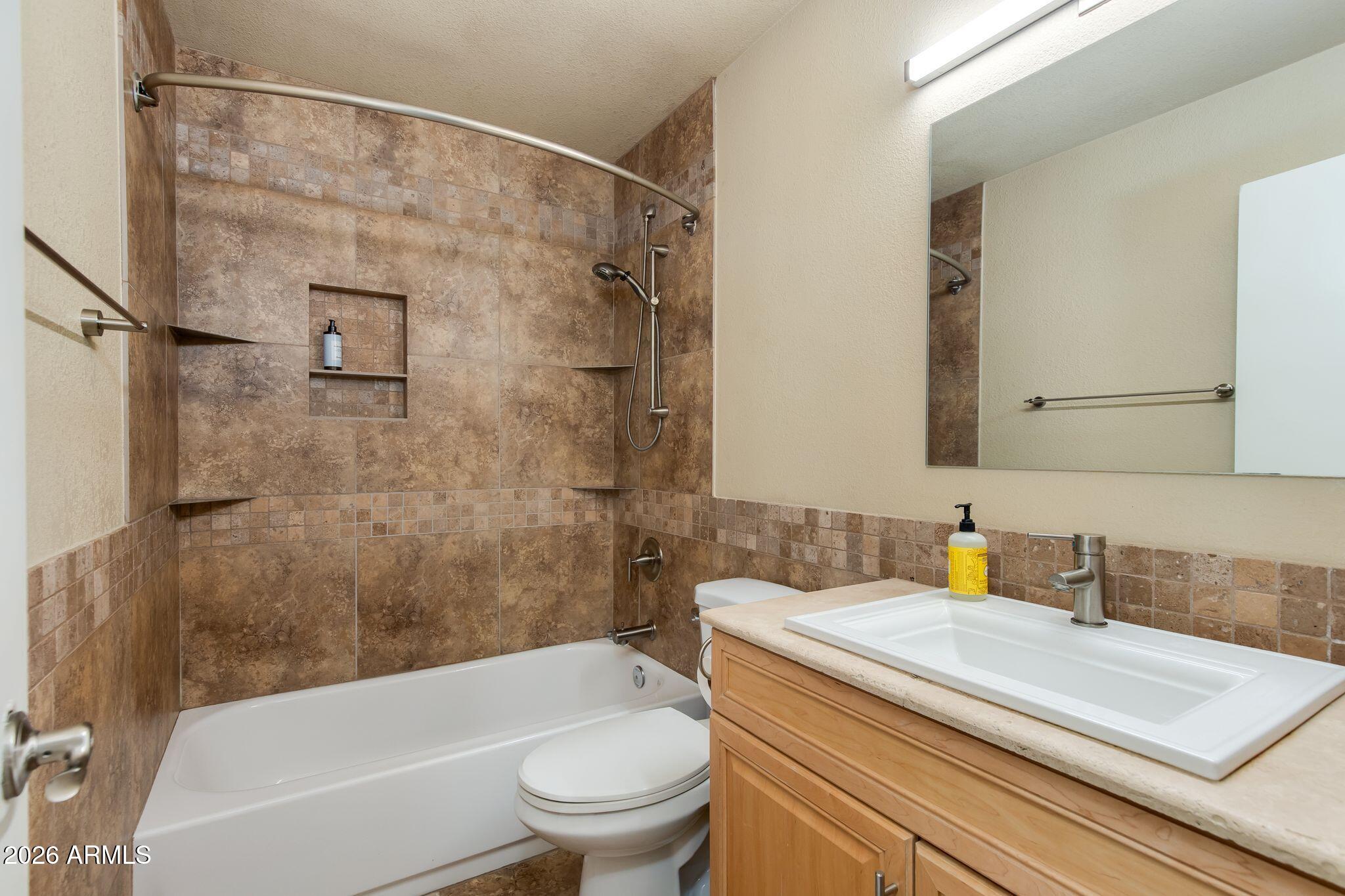 14843 N 36TH Place