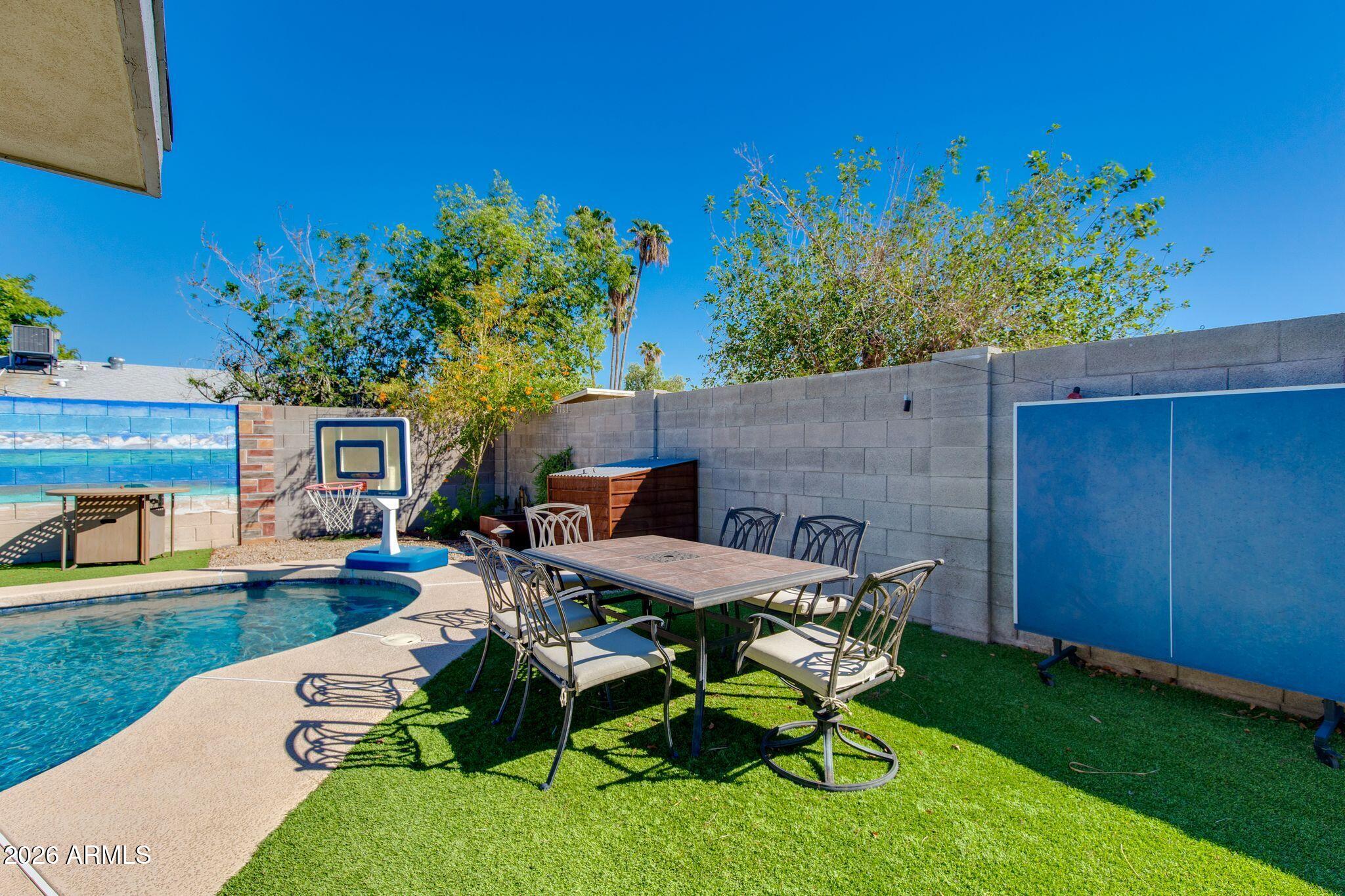 14843 N 36TH Place