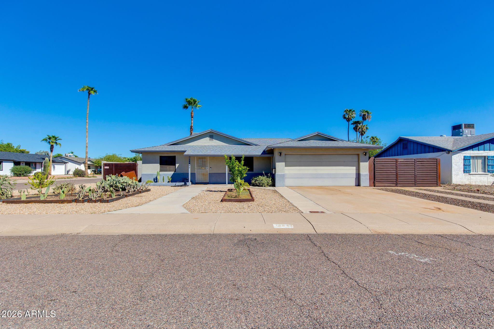 14843 N 36TH Place