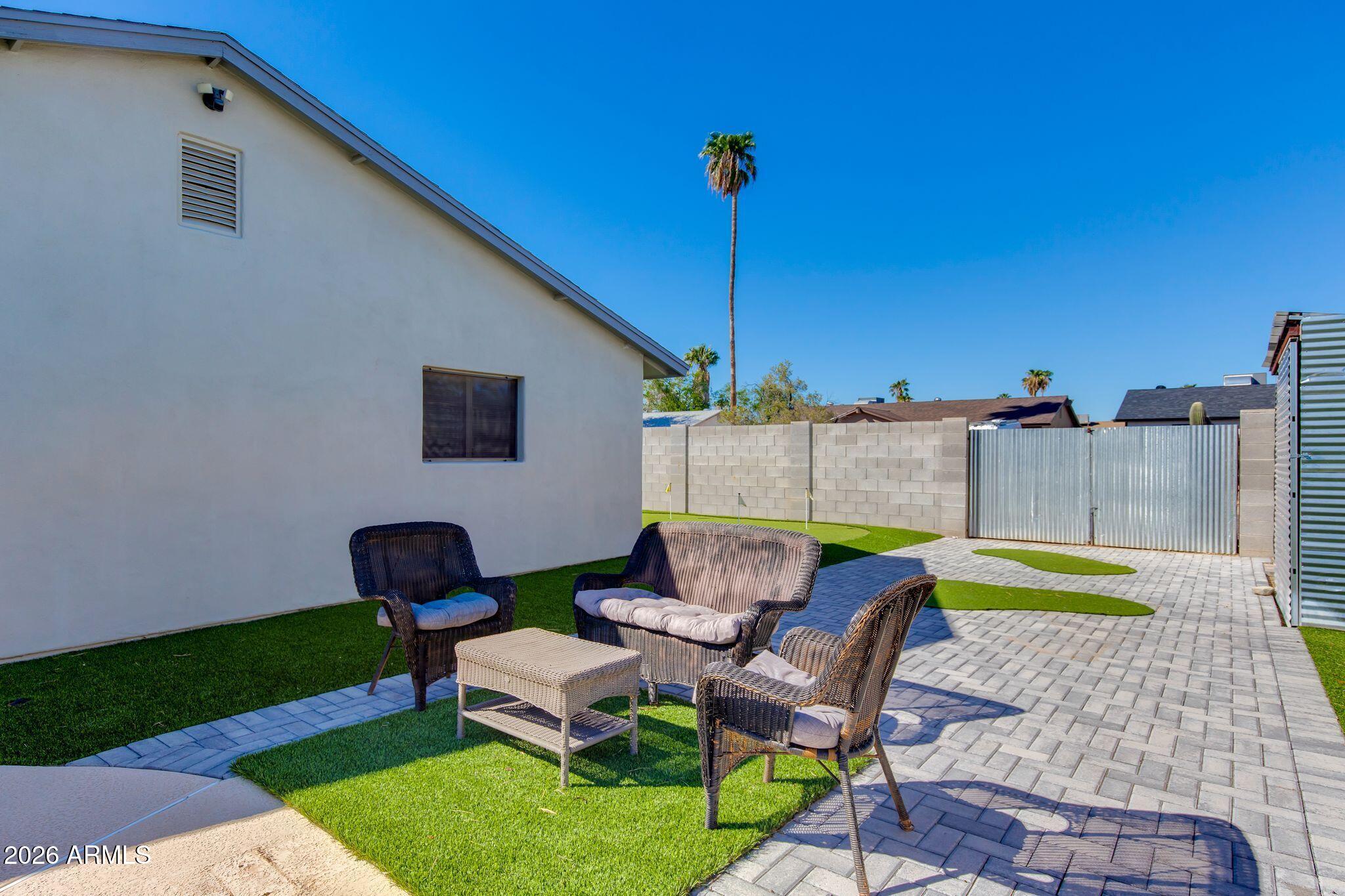 14843 N 36TH Place
