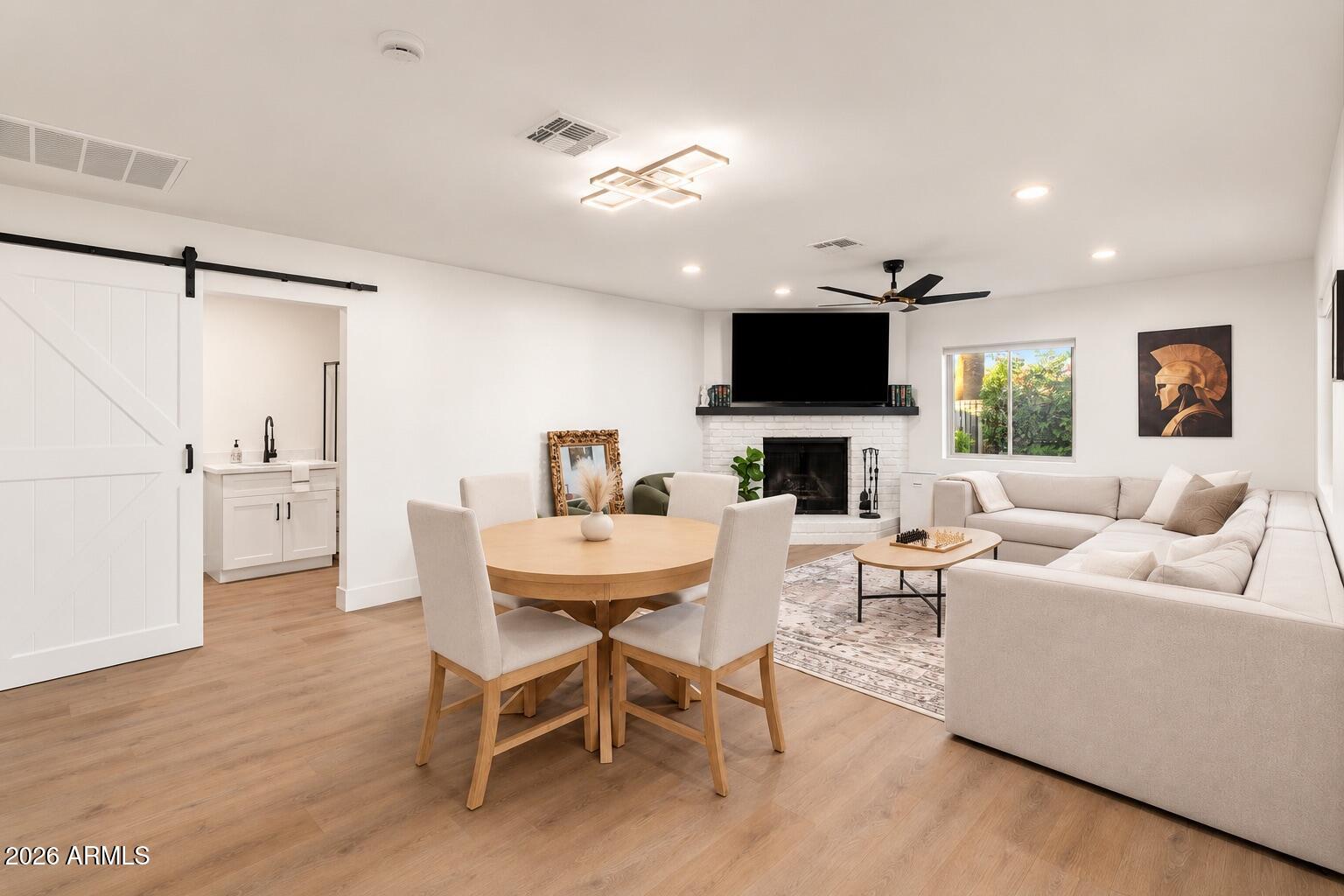2236 E BLANCHE Drive