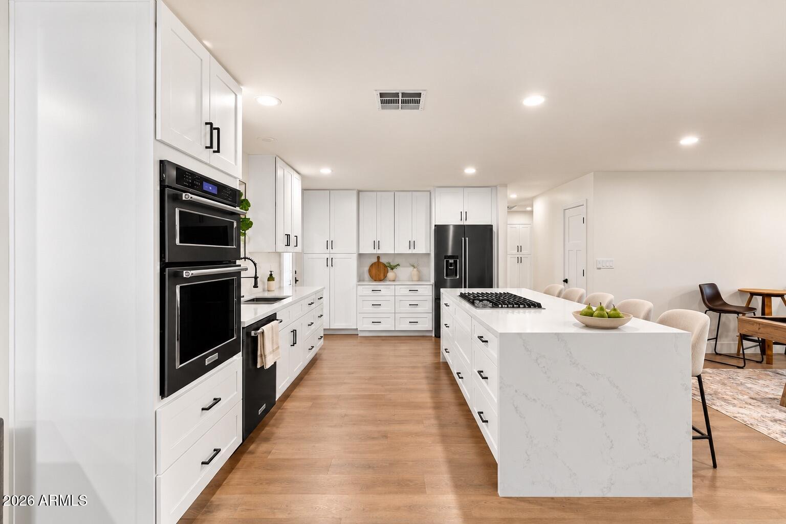 2236 E BLANCHE Drive