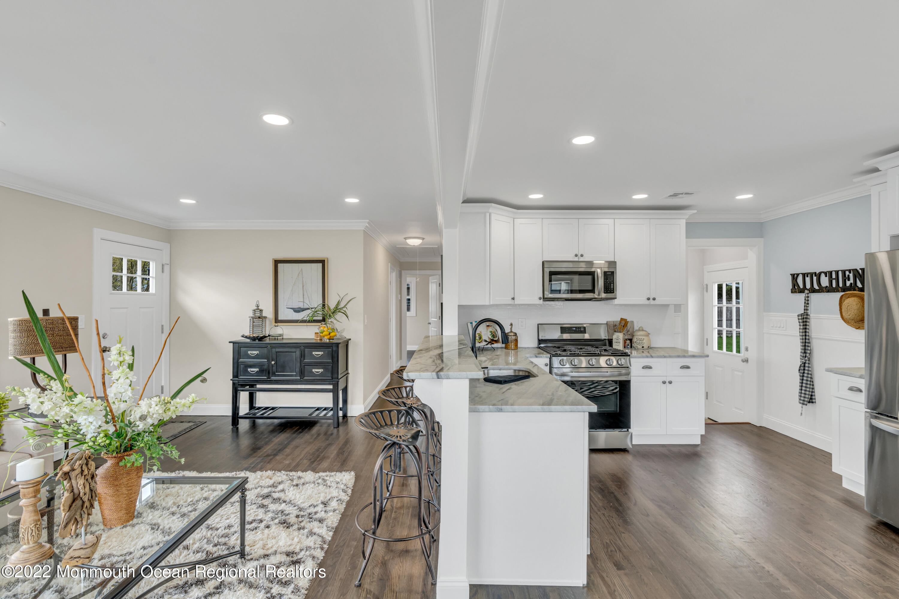 533 Riverwood Avenue