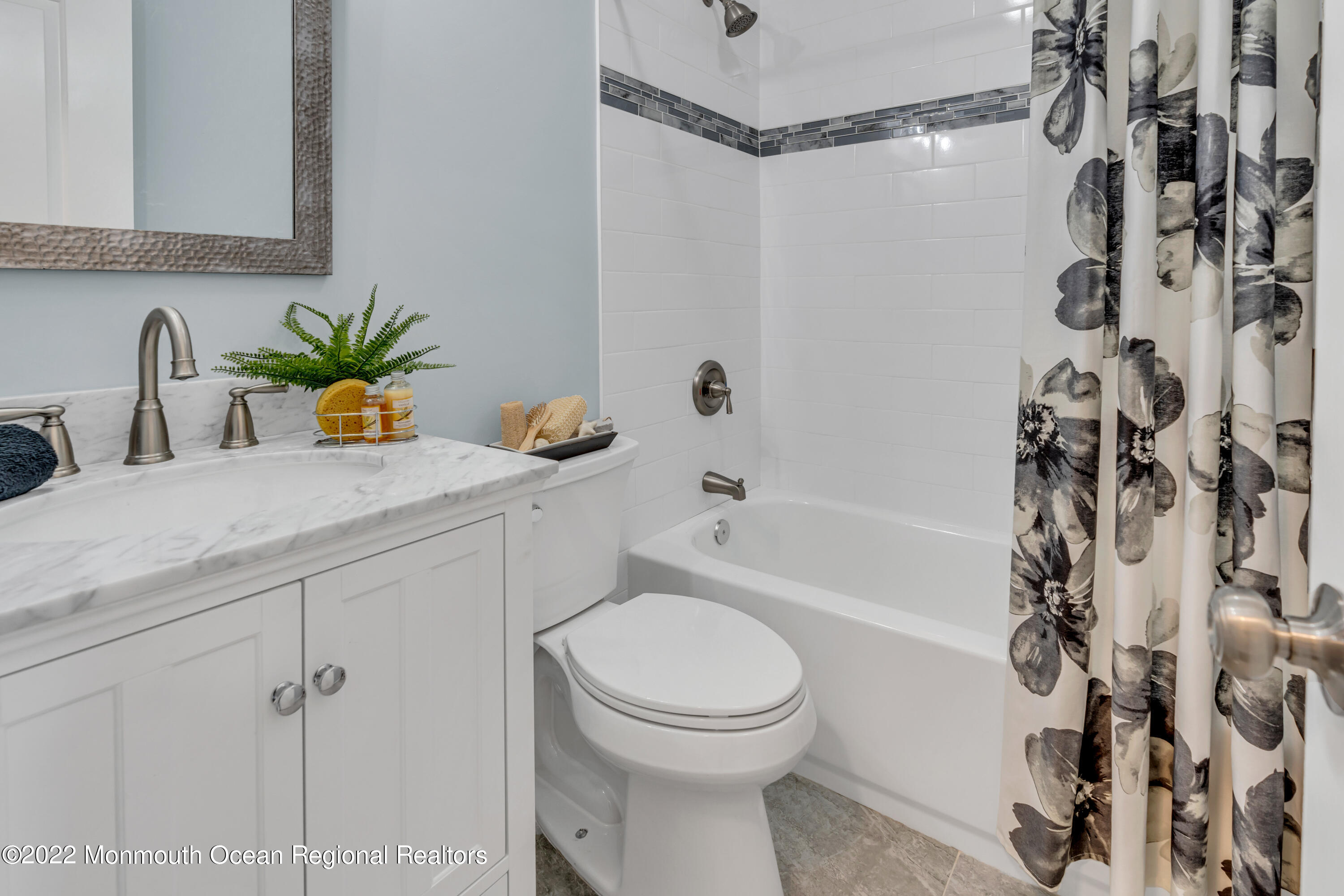 533 Riverwood Avenue