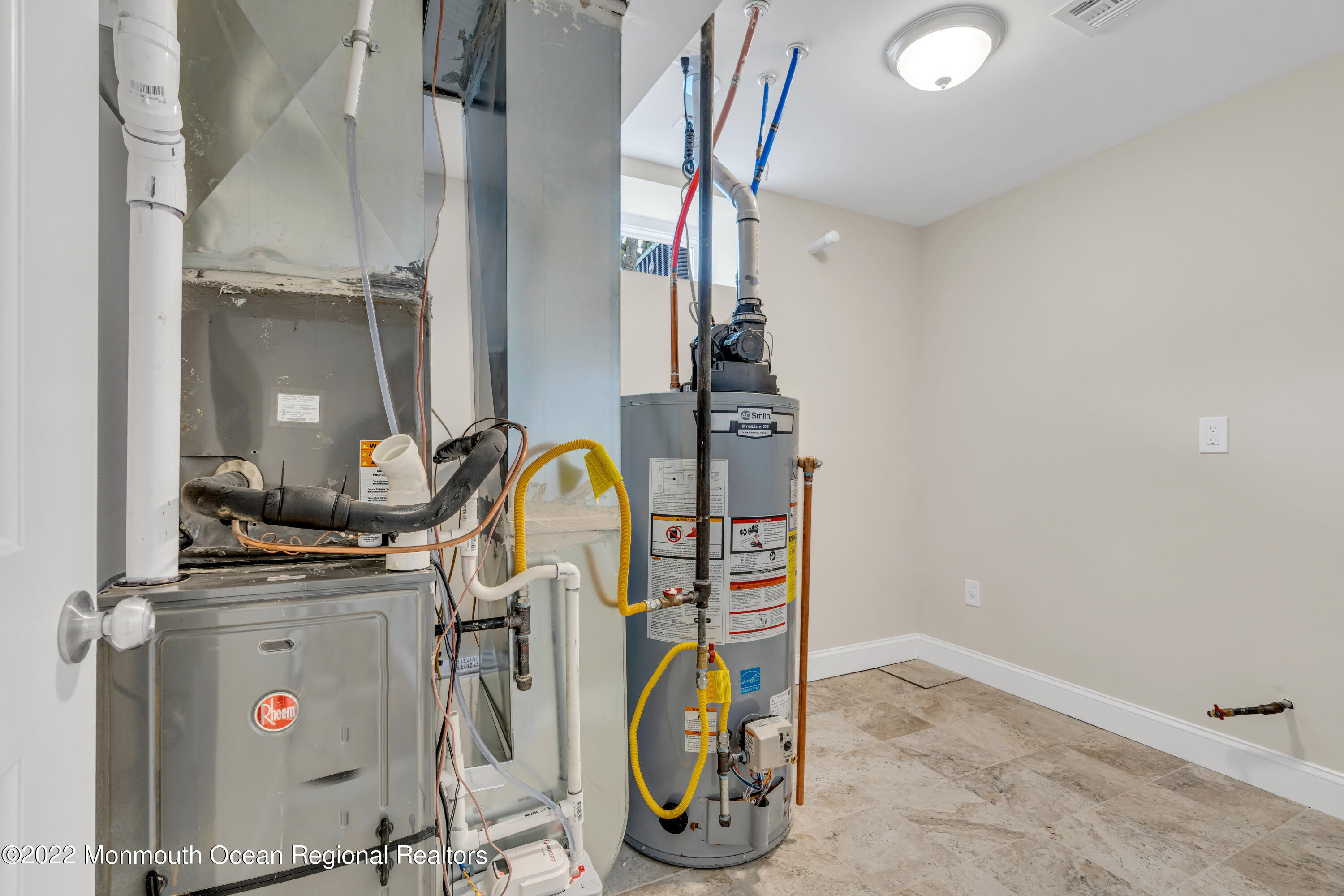 533 Riverwood Avenue