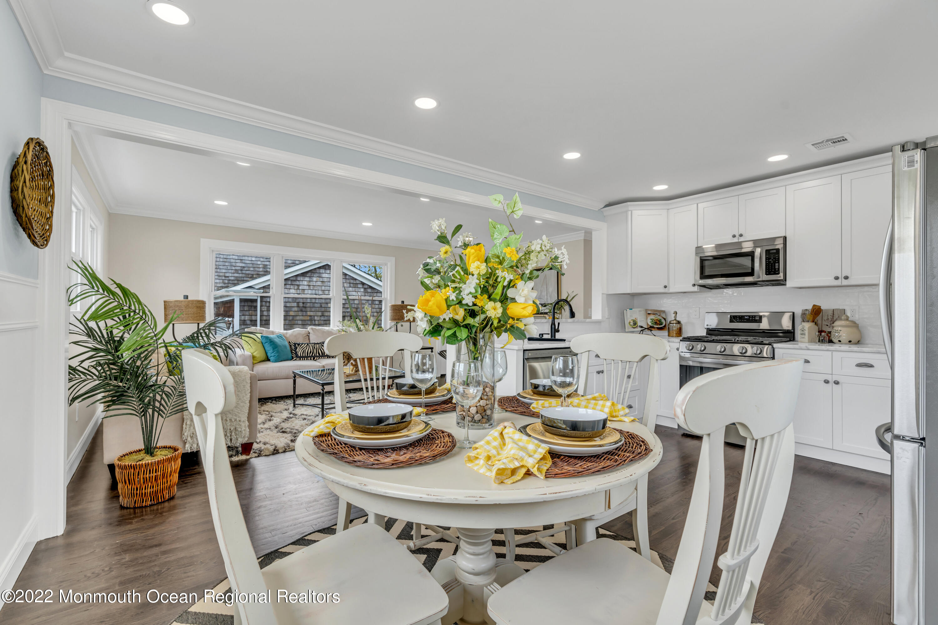 533 Riverwood Avenue