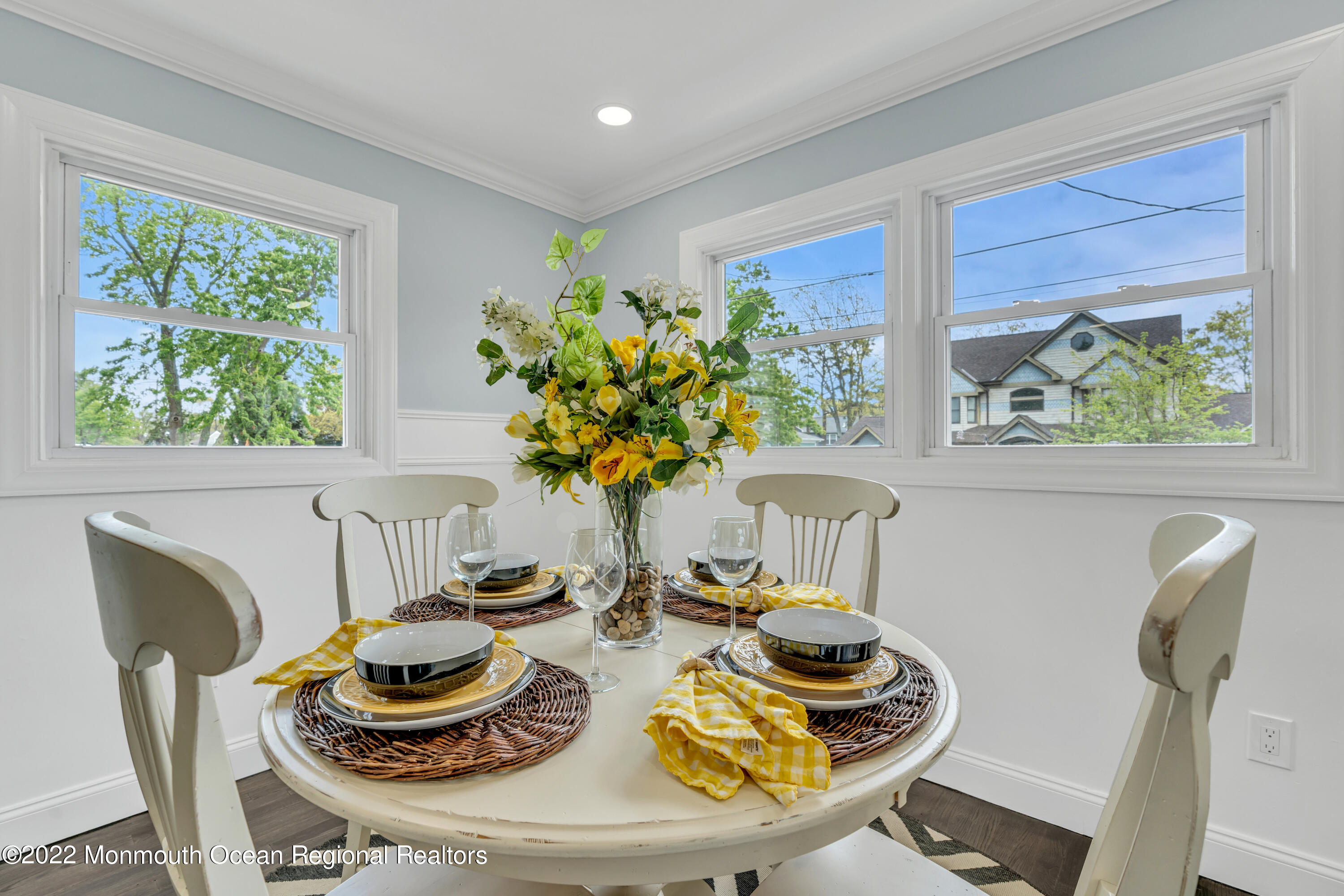 533 Riverwood Avenue