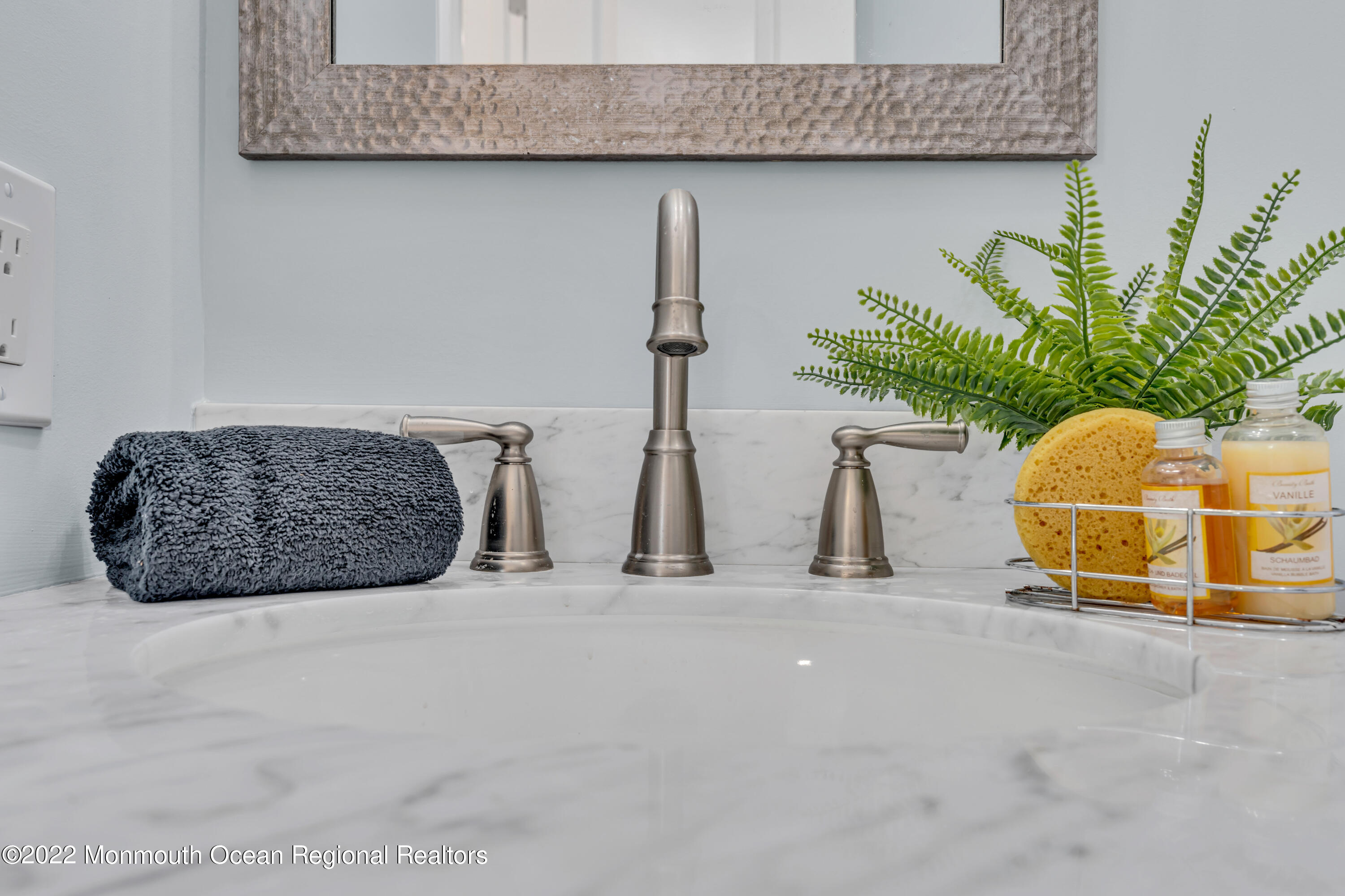 533 Riverwood Avenue