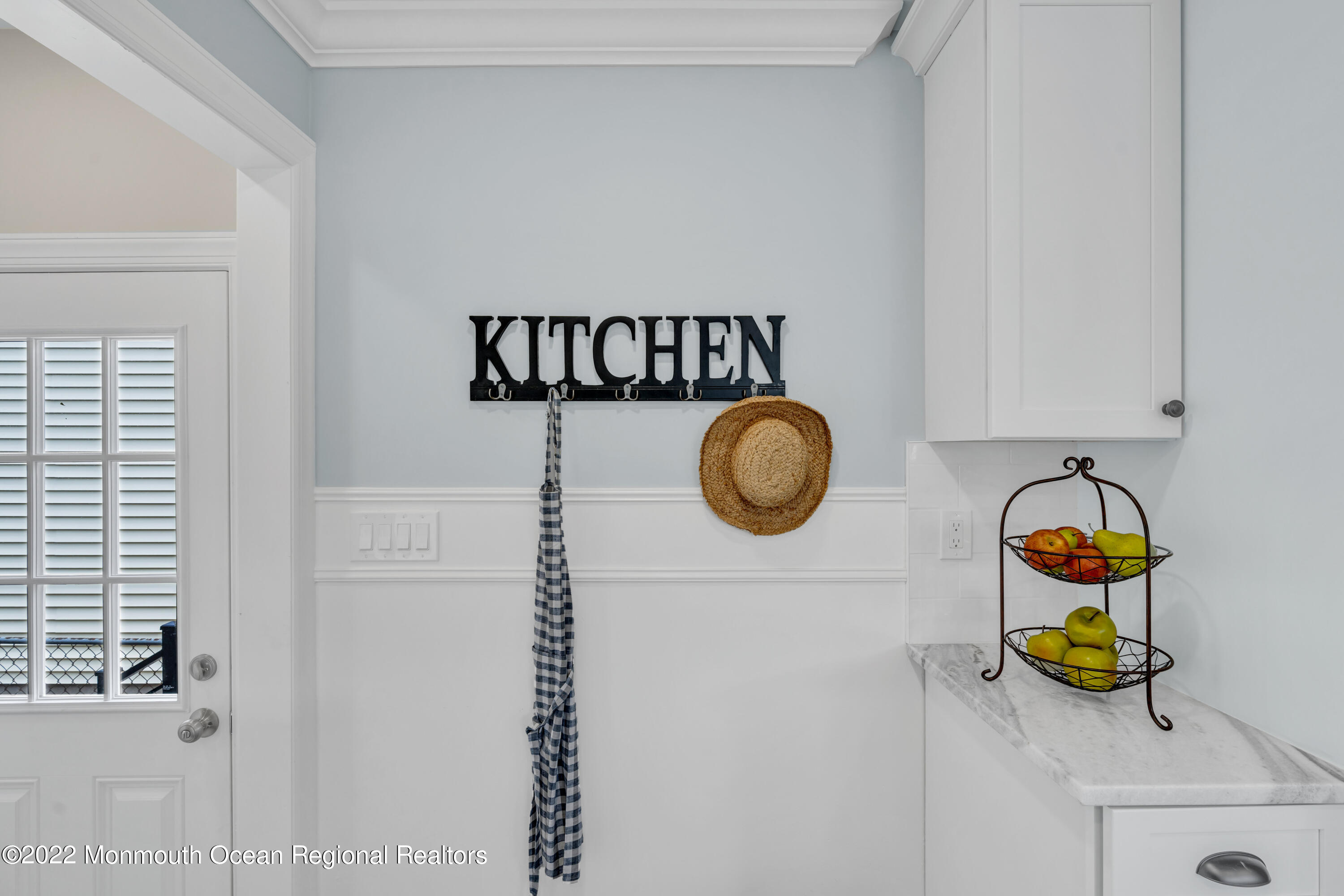 533 Riverwood Avenue