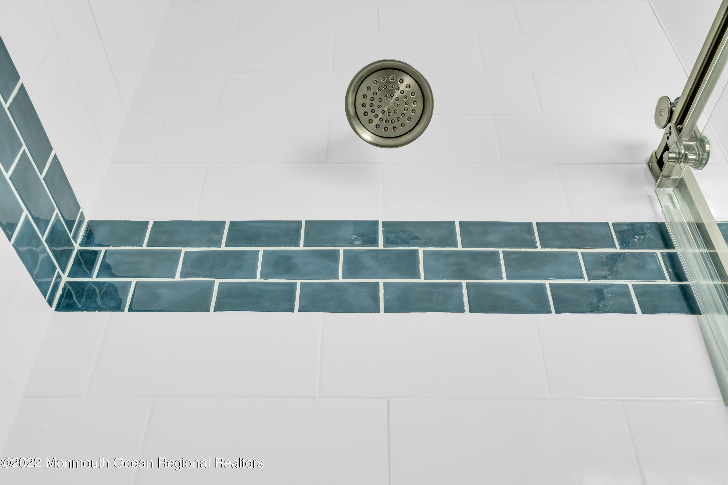 533 Riverwood Avenue