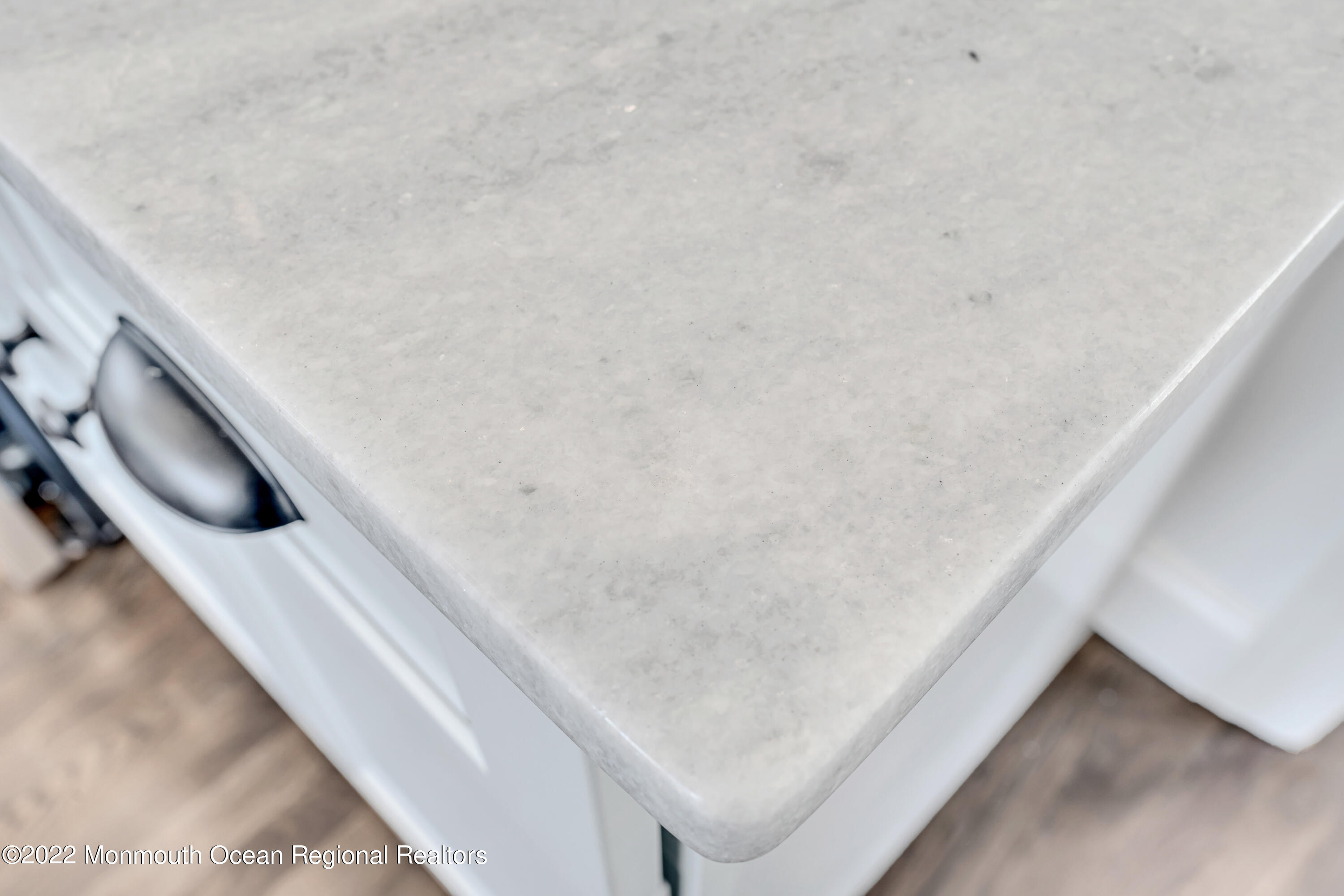 533 Riverwood Avenue