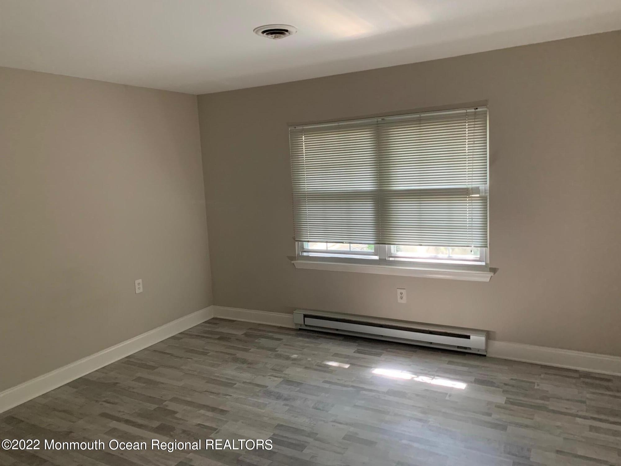 90B Cambridge Circle