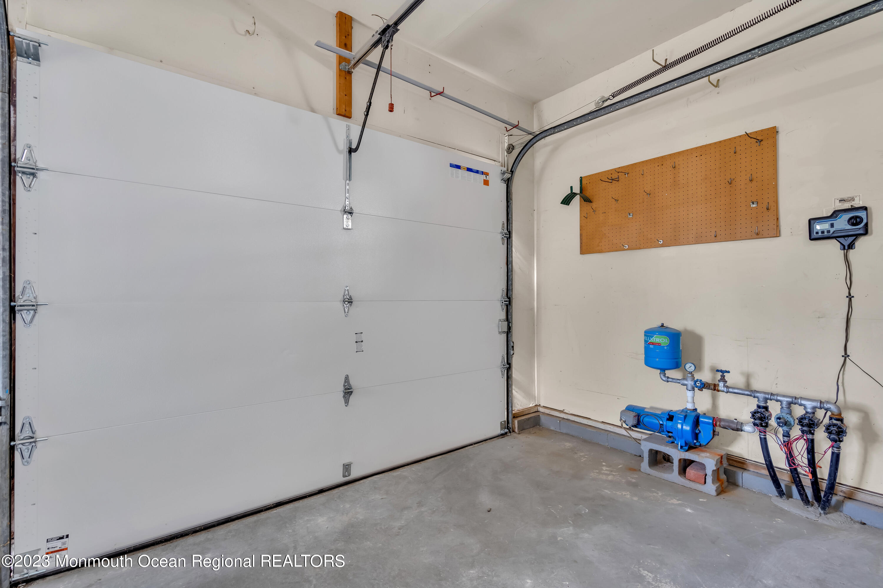 11 Pine Valley Drive