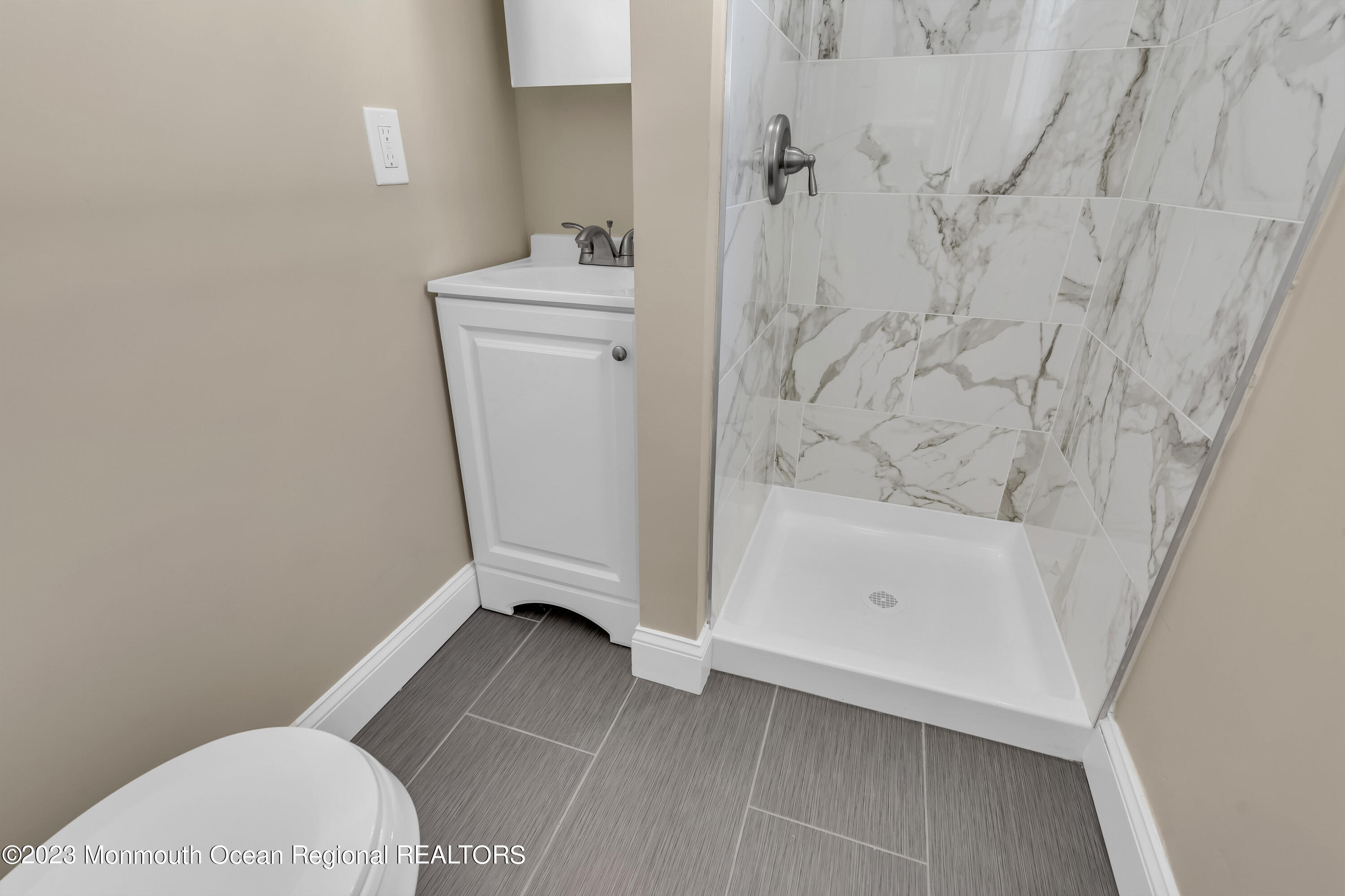 11 Pine Valley Drive