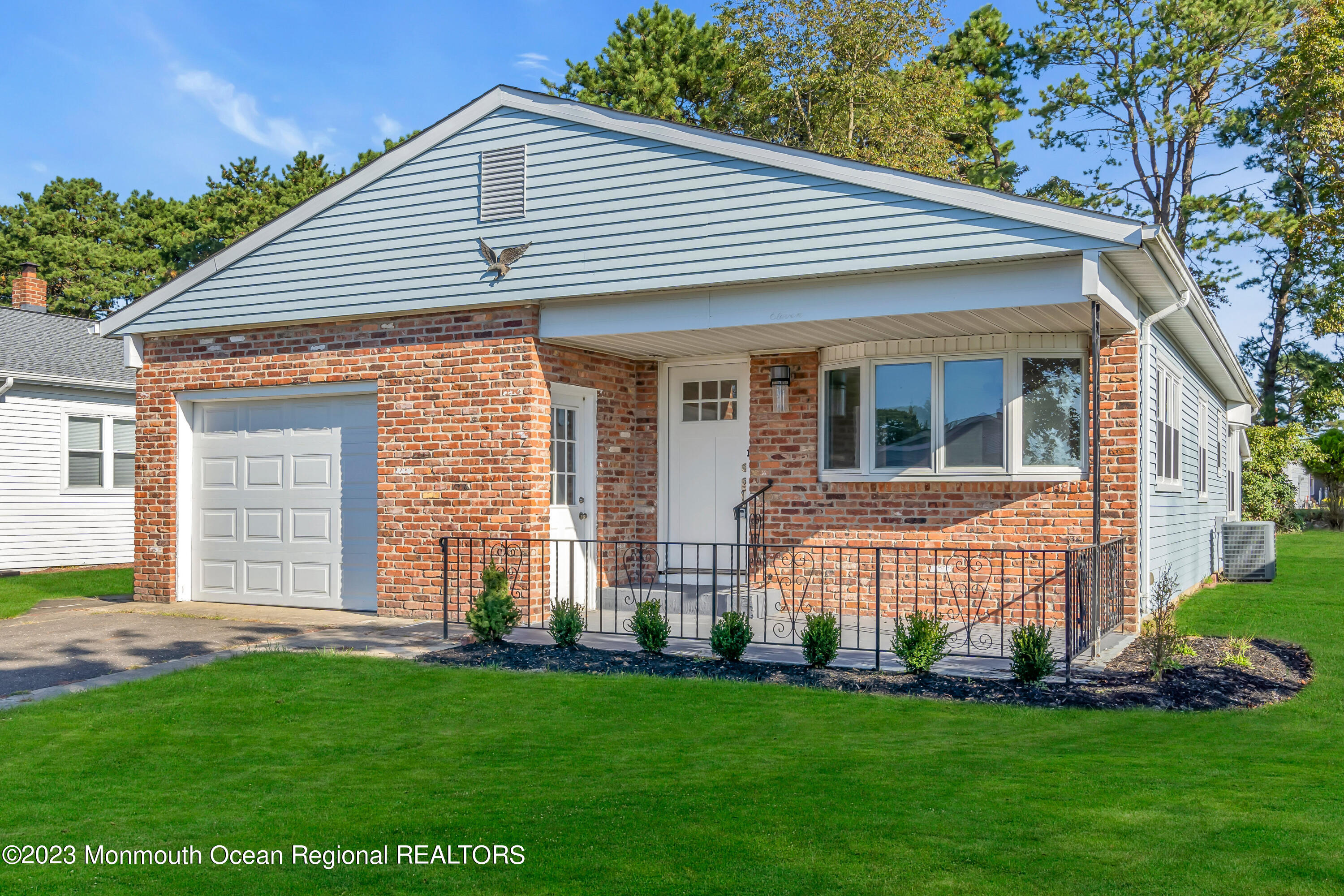 11 Pine Valley Drive