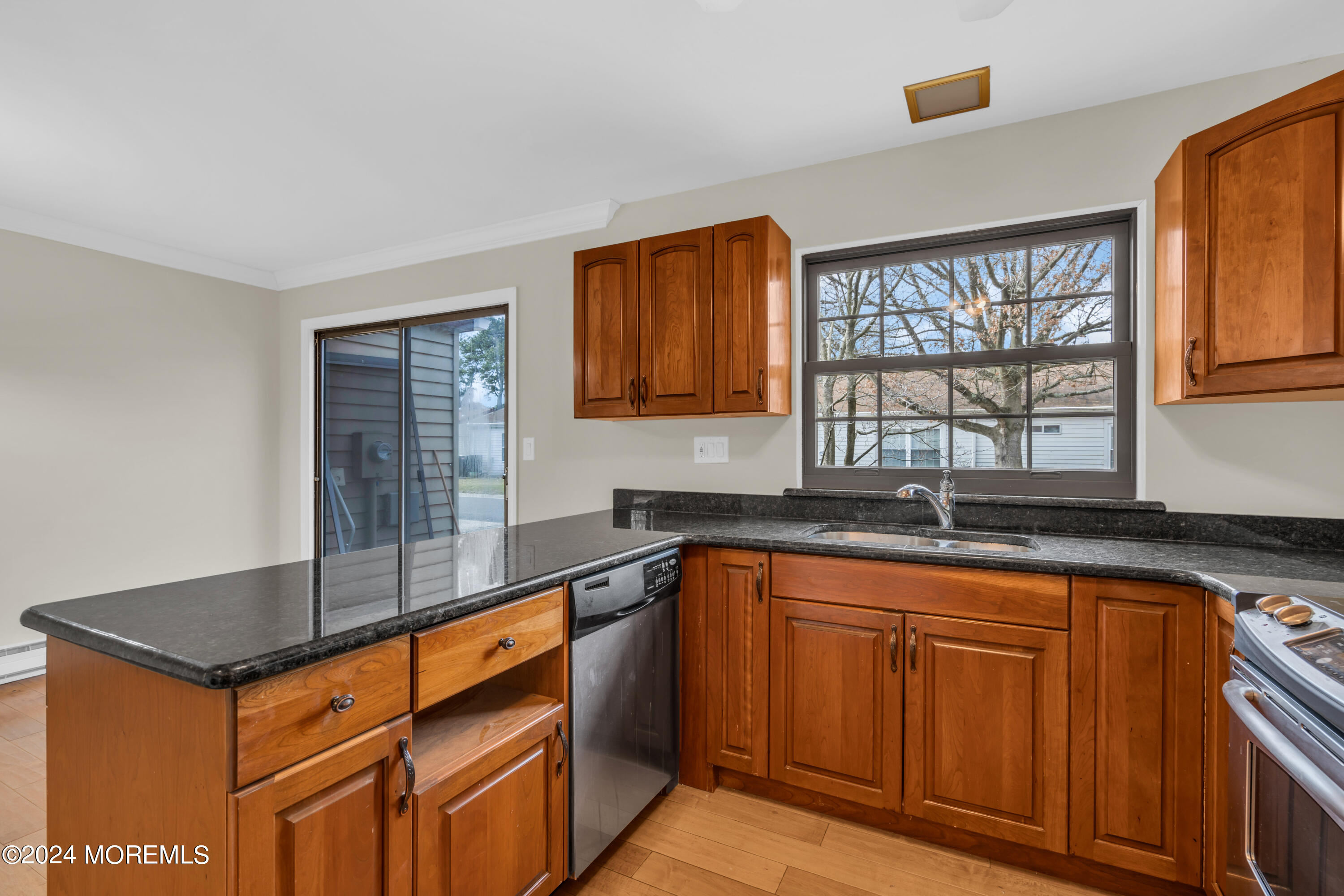 536 Warwick Court, B