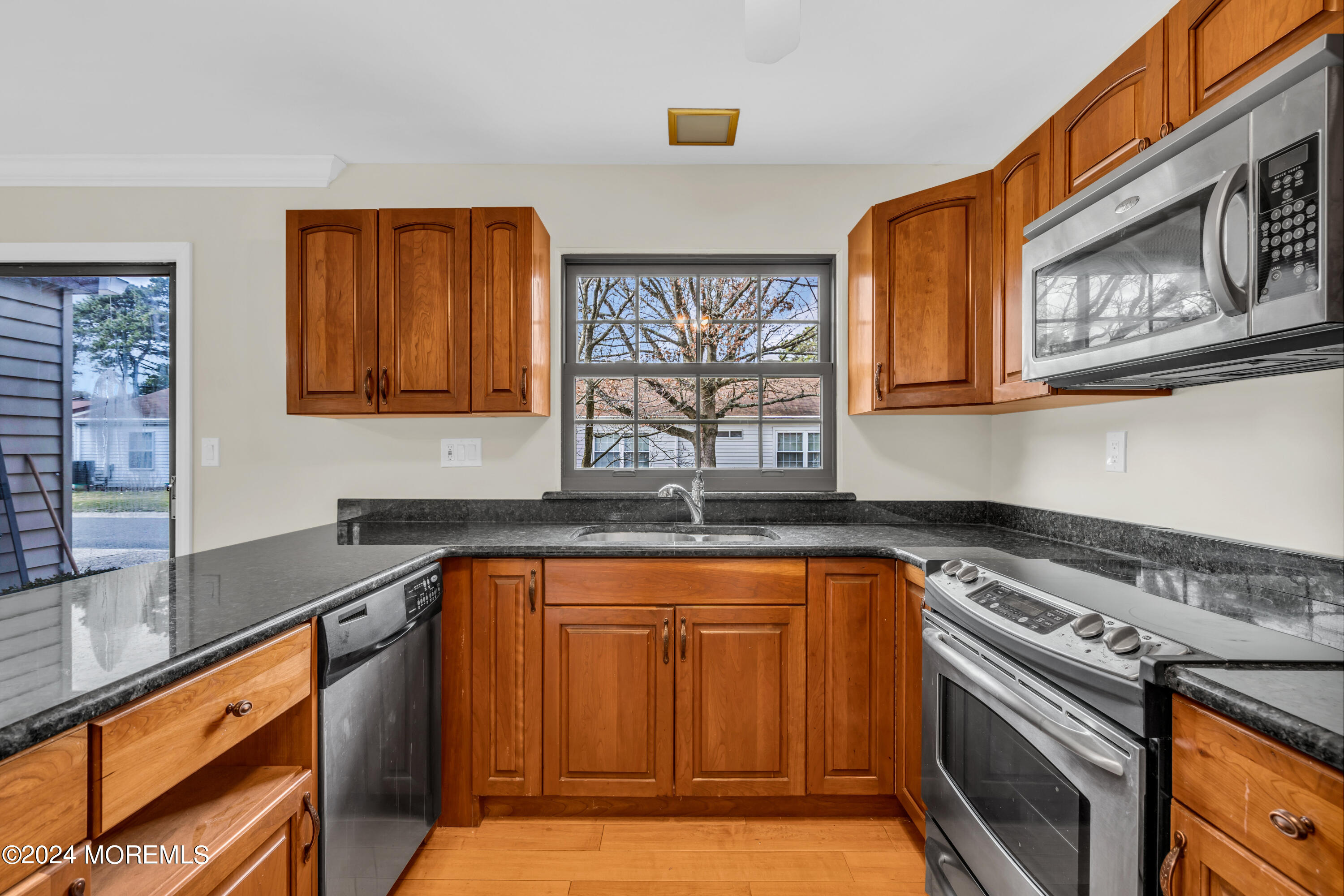 536 Warwick Court, B