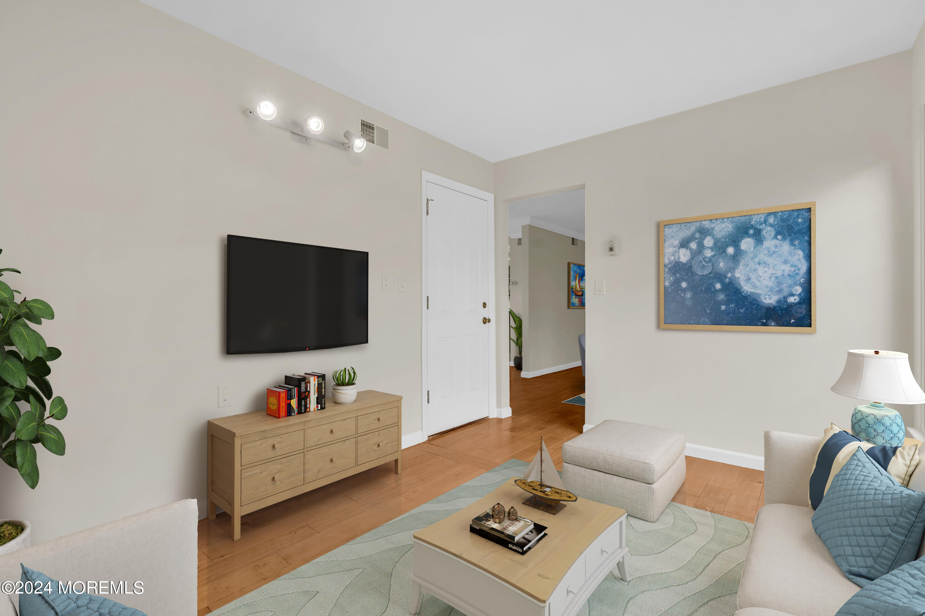 536 Warwick Court, B