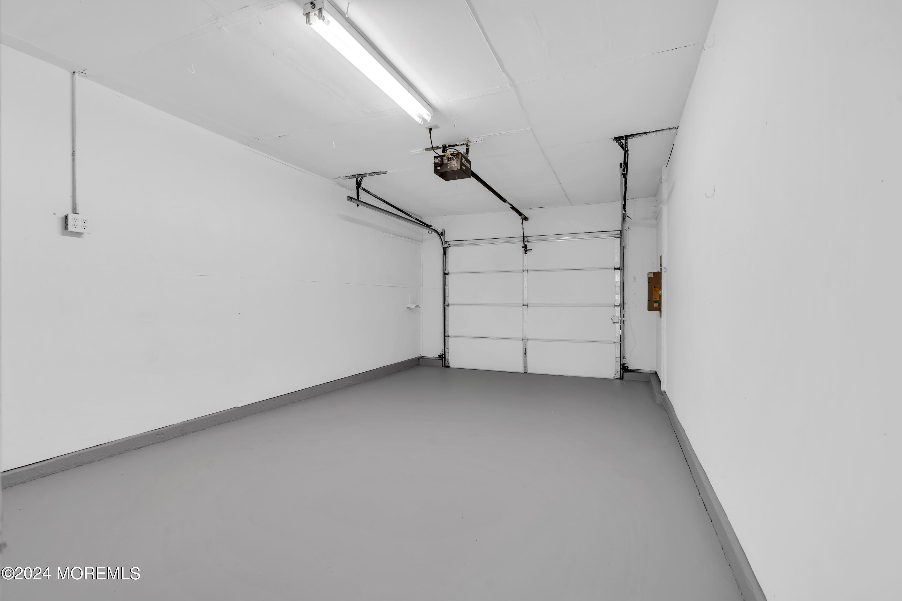 536 Warwick Court, B