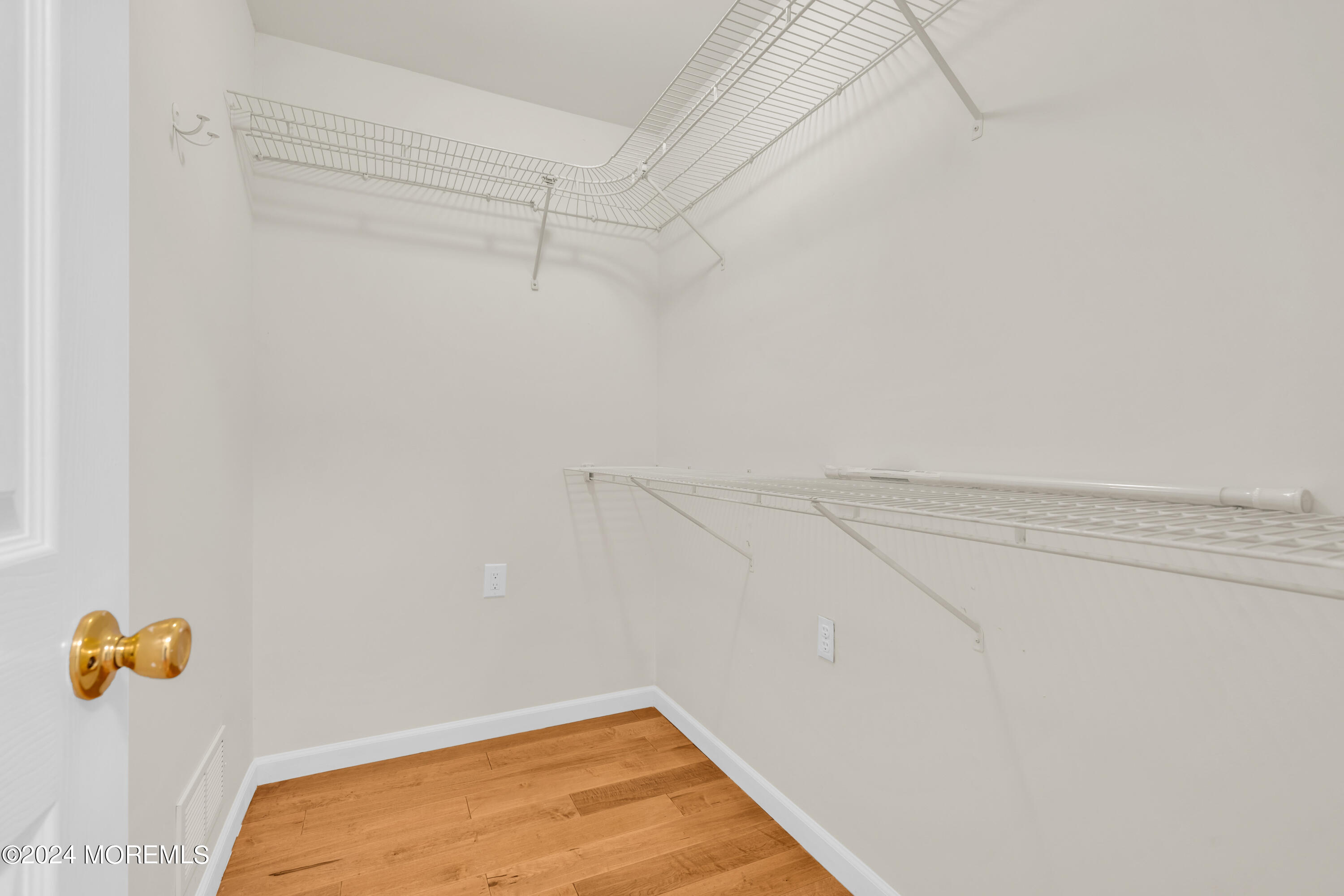 536 Warwick Court, B