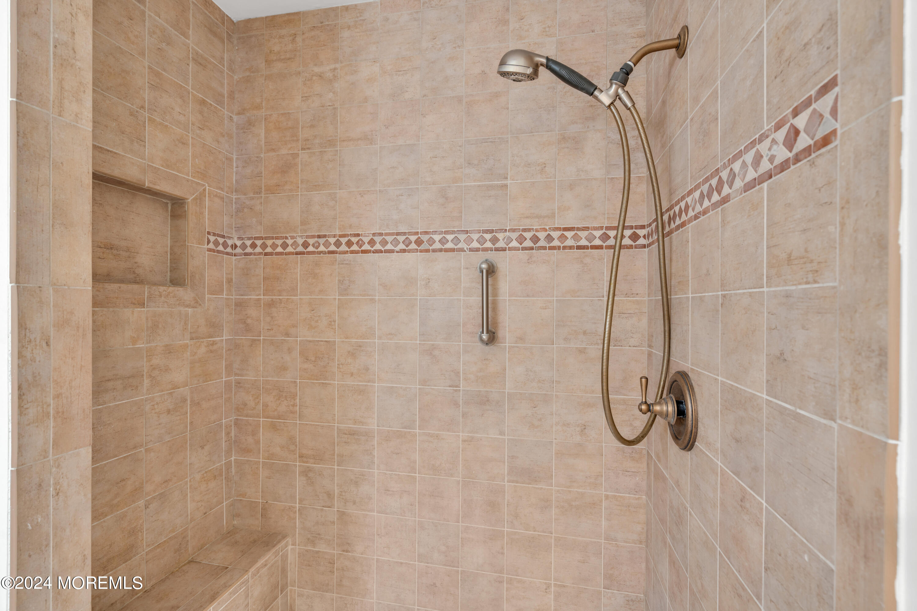 536 Warwick Court, B