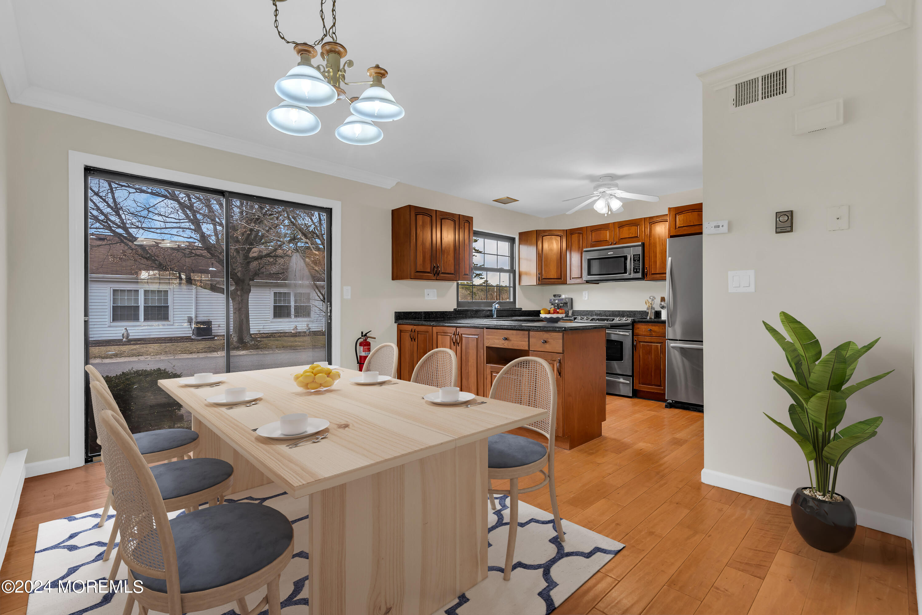 536 Warwick Court, B