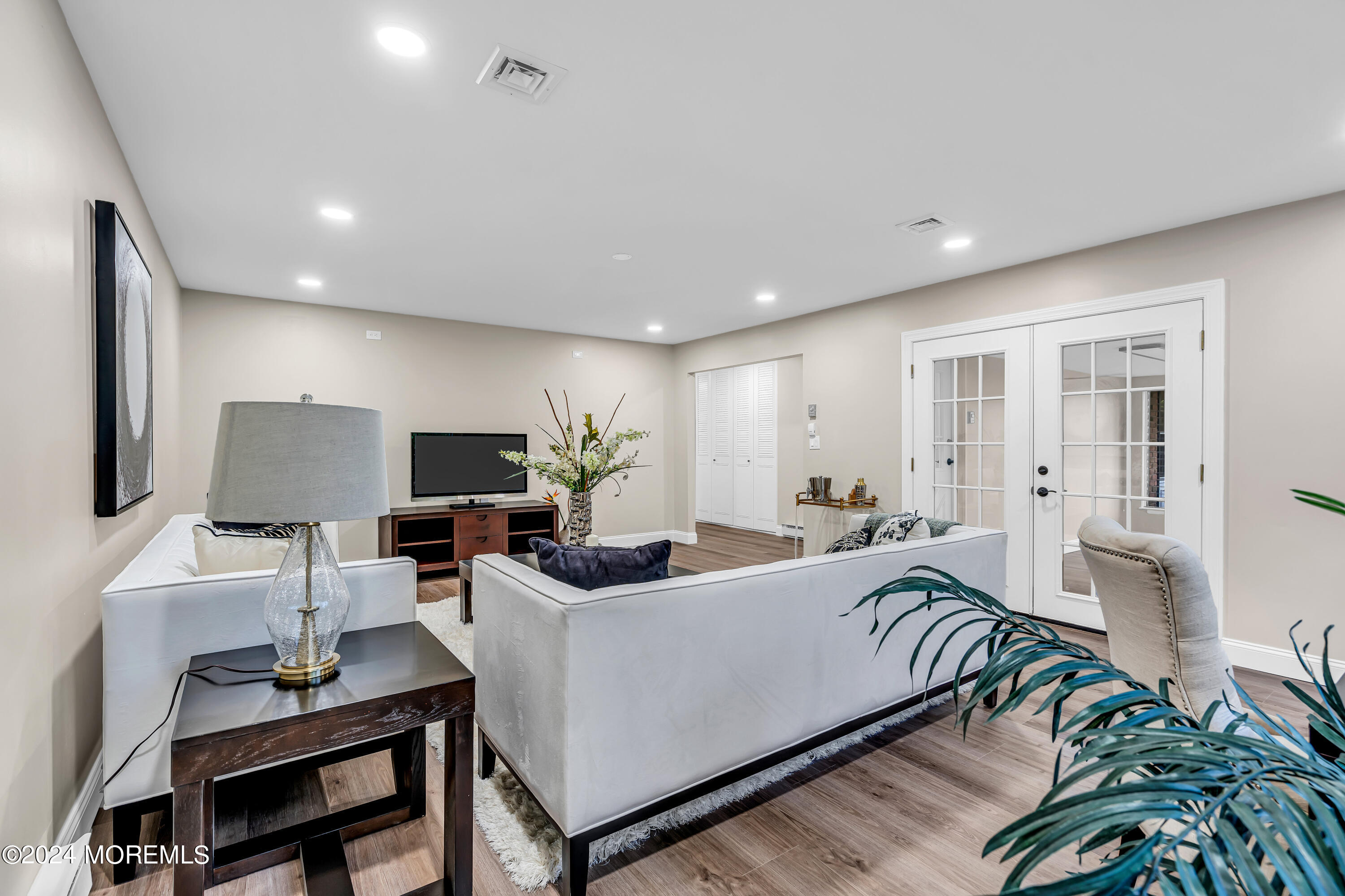 66b Buckingham Drive