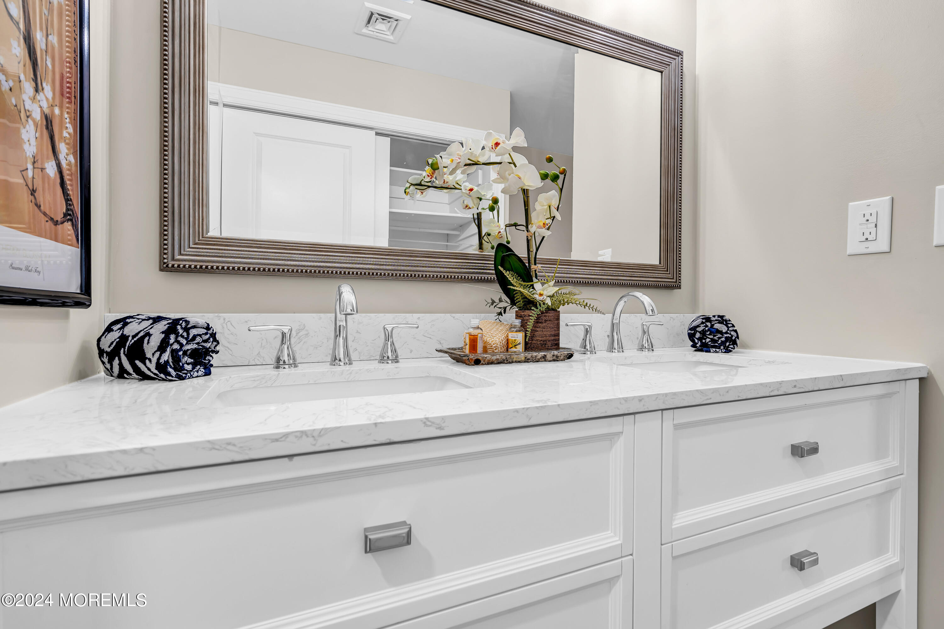 66b Buckingham Drive