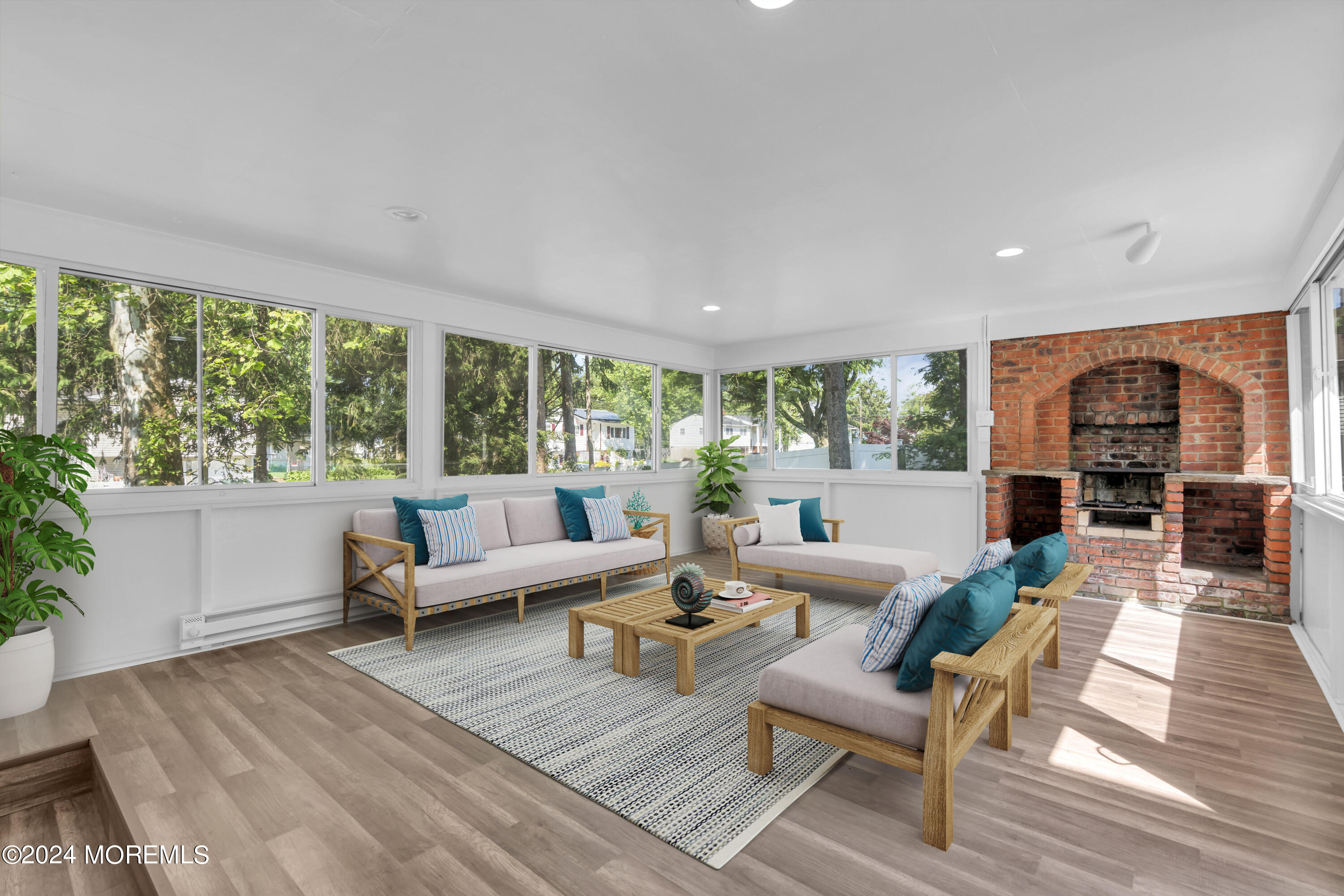 9 E Shadow Lawn Drive