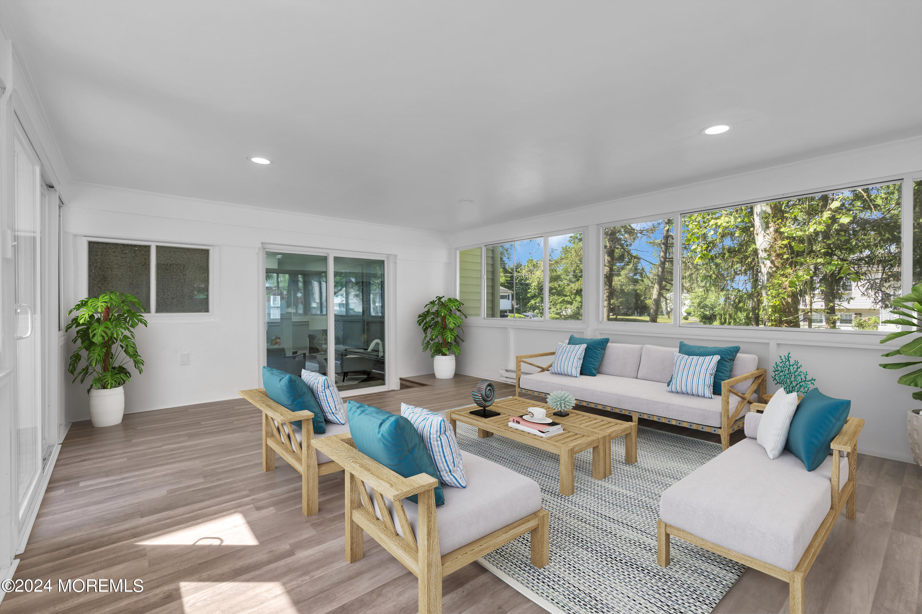 9 E Shadow Lawn Drive