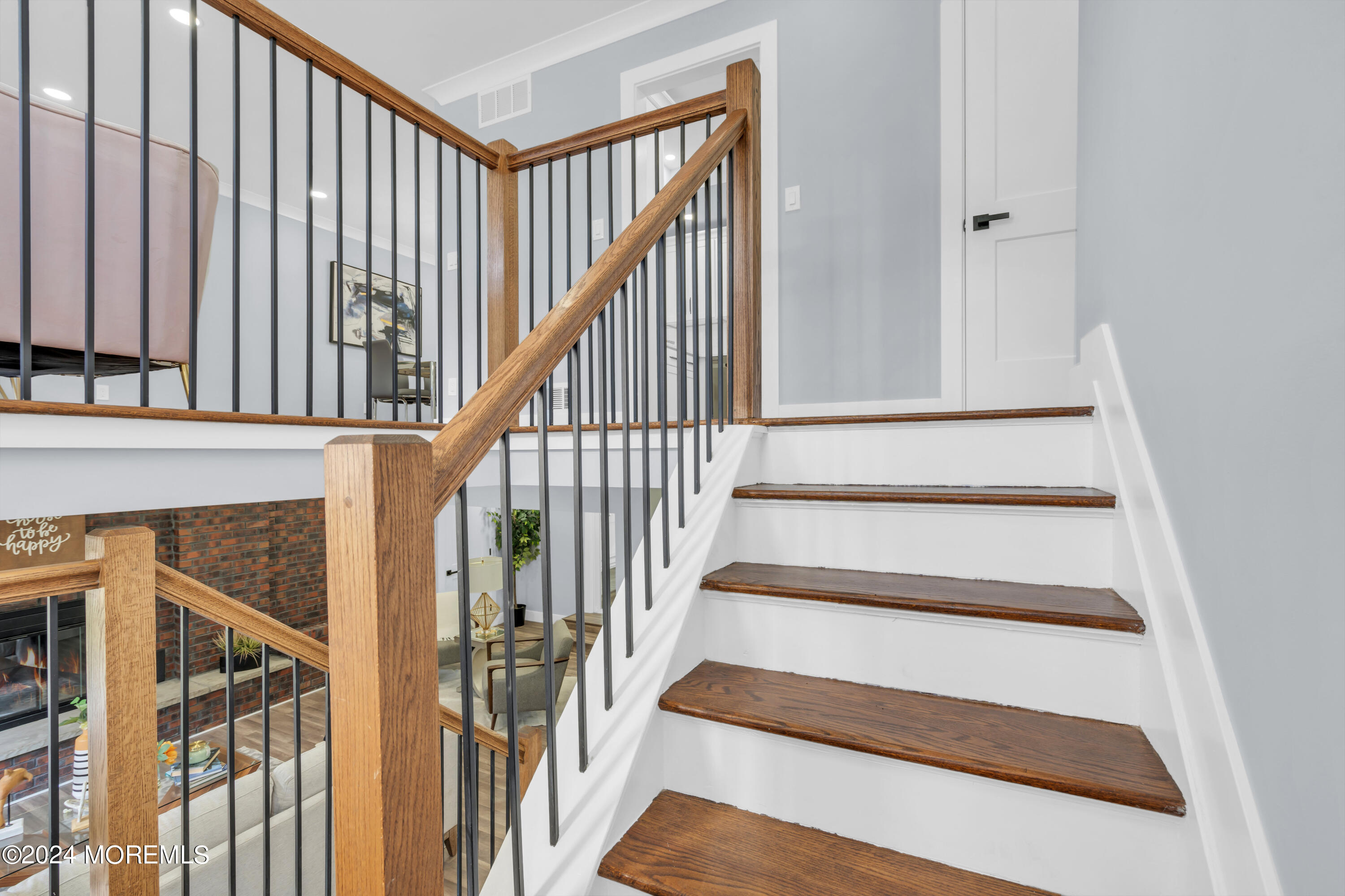 9 E Shadow Lawn Drive