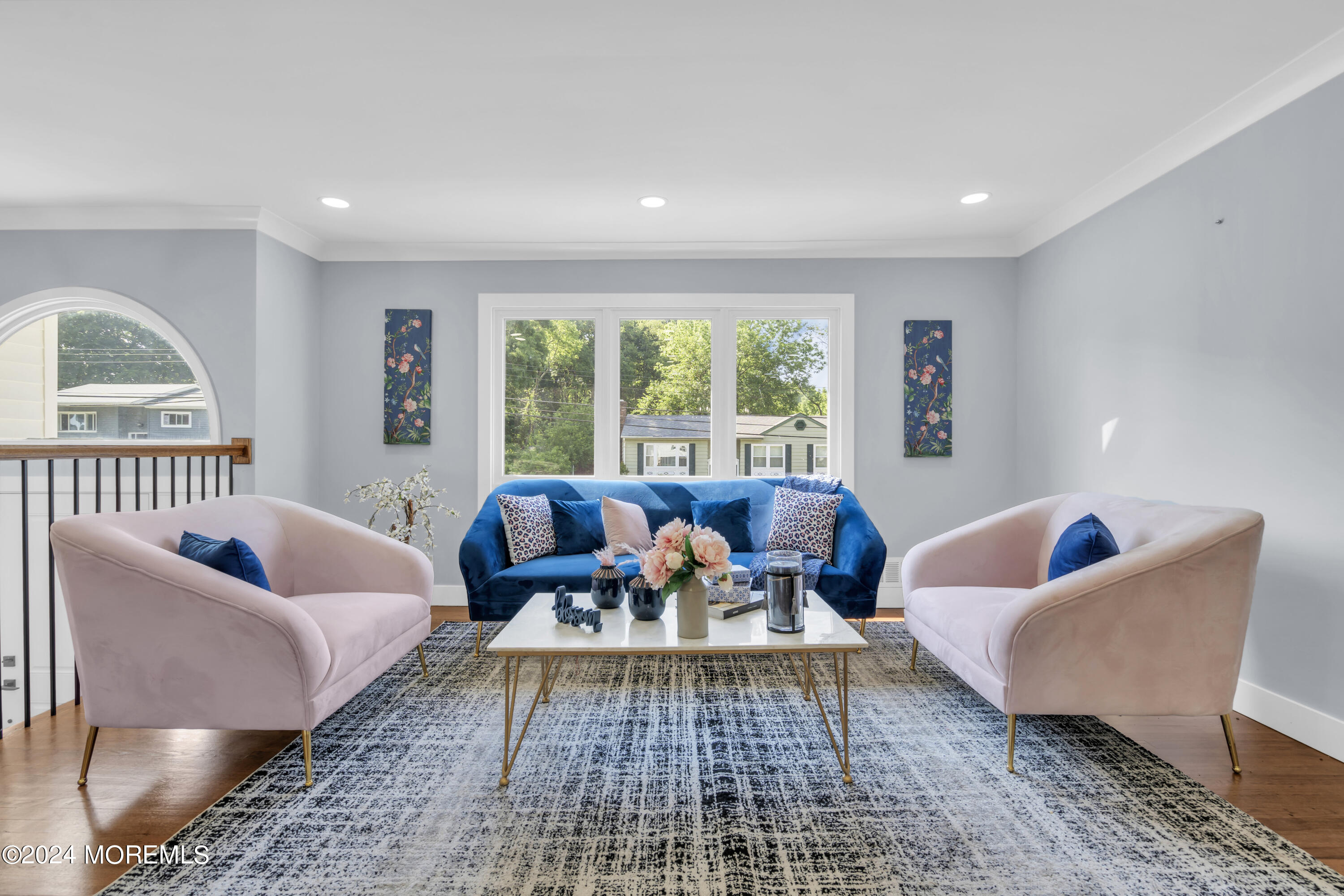 9 E Shadow Lawn Drive