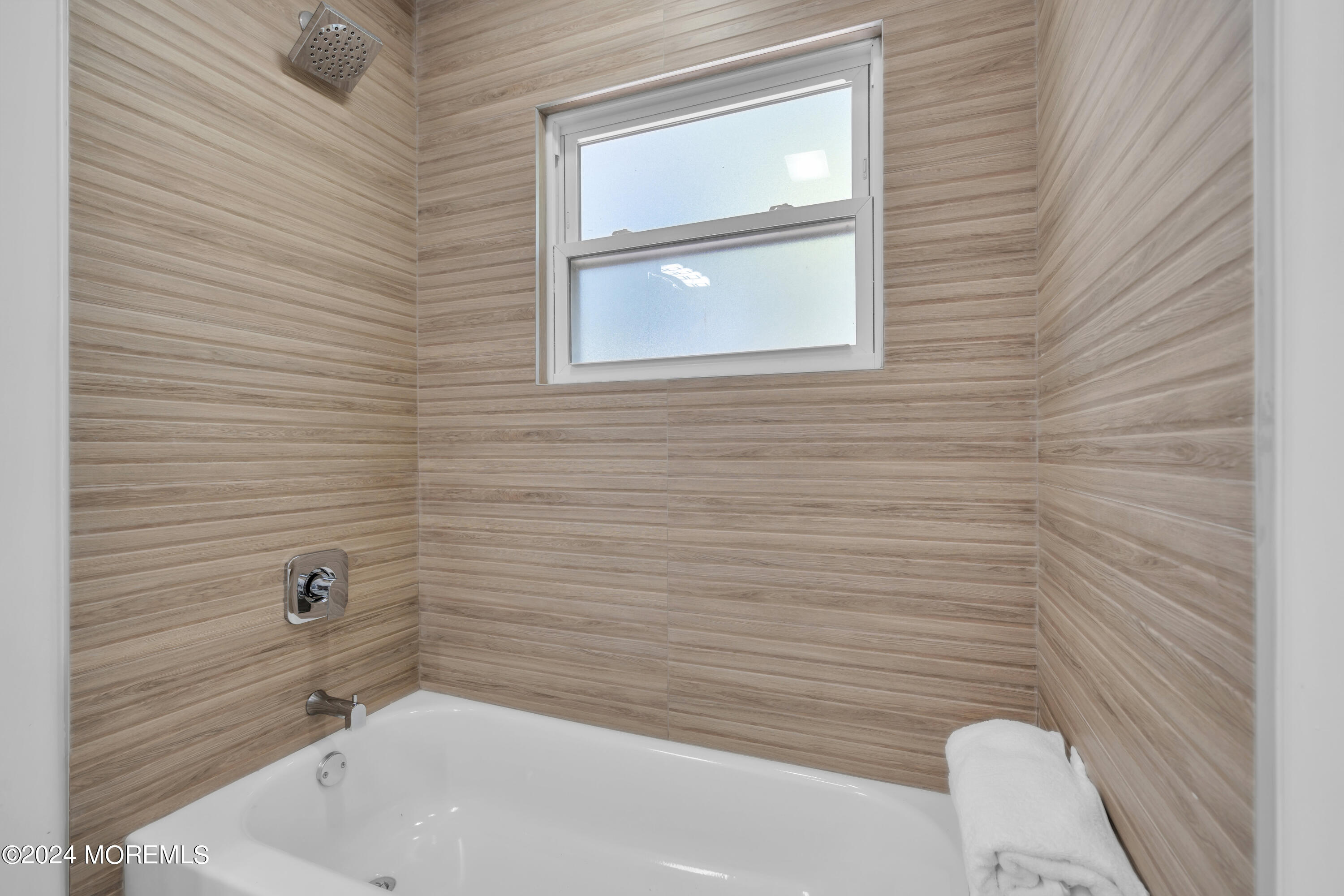 9 E Shadow Lawn Drive