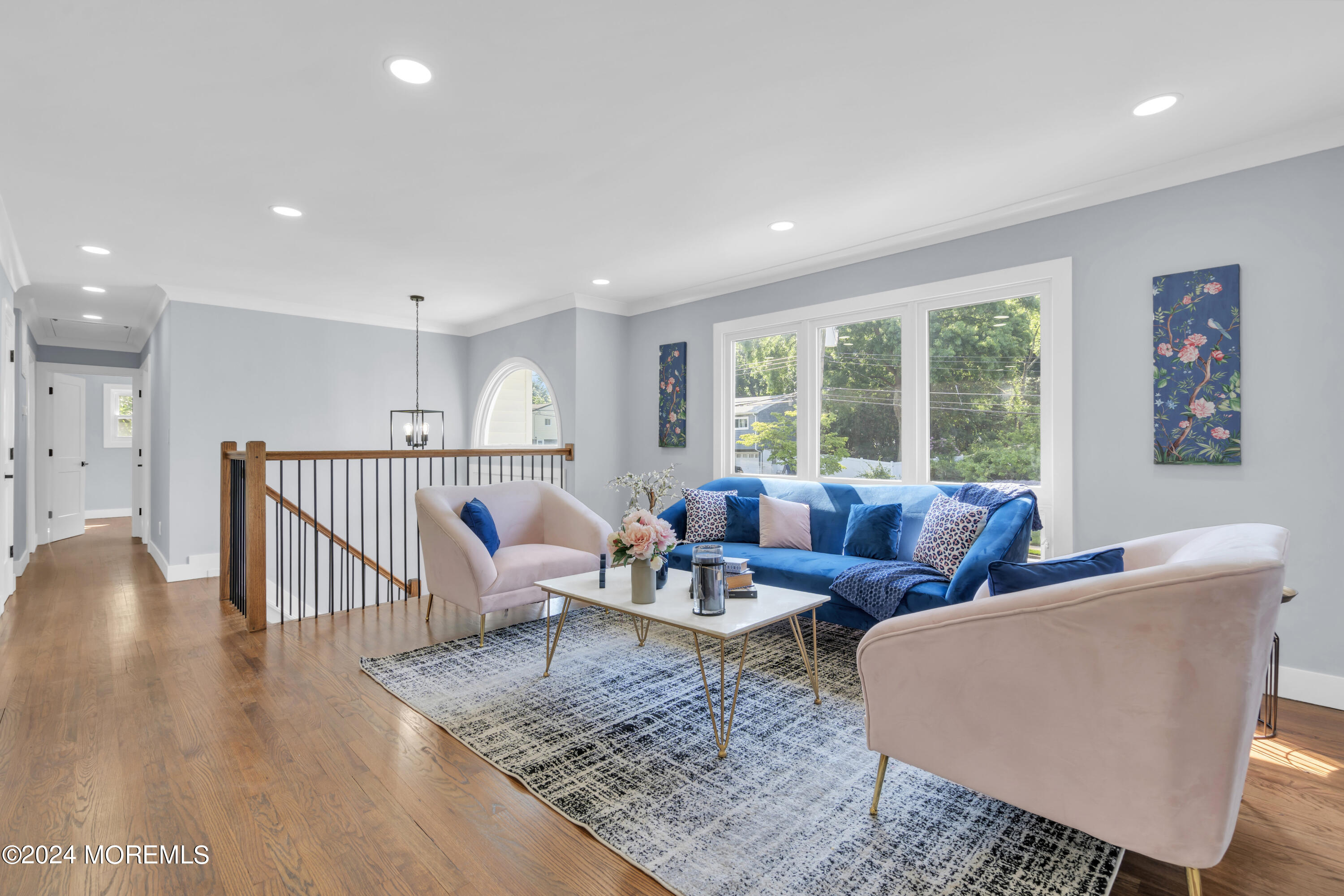 9 E Shadow Lawn Drive