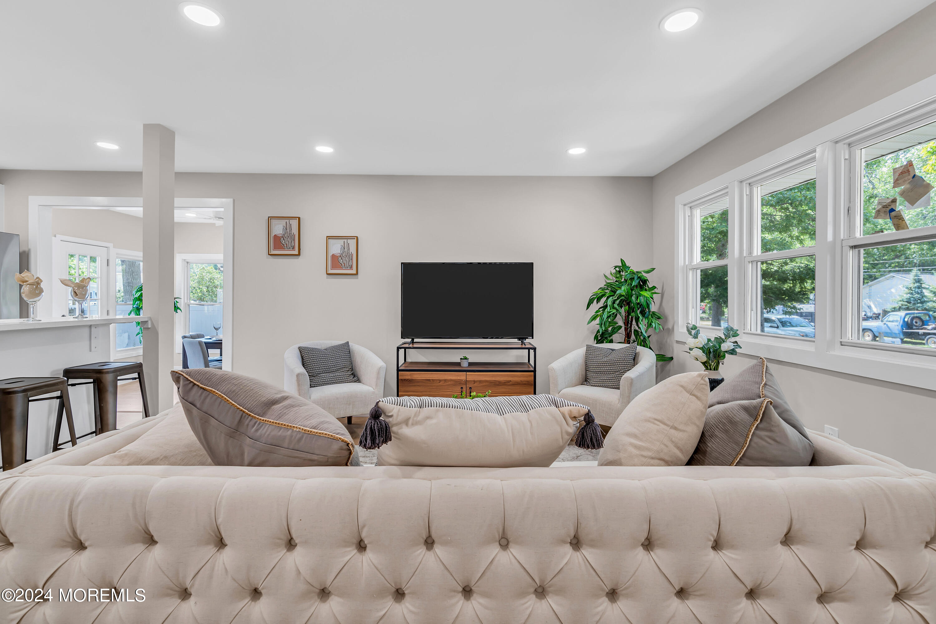 209 Lower Lake Drive