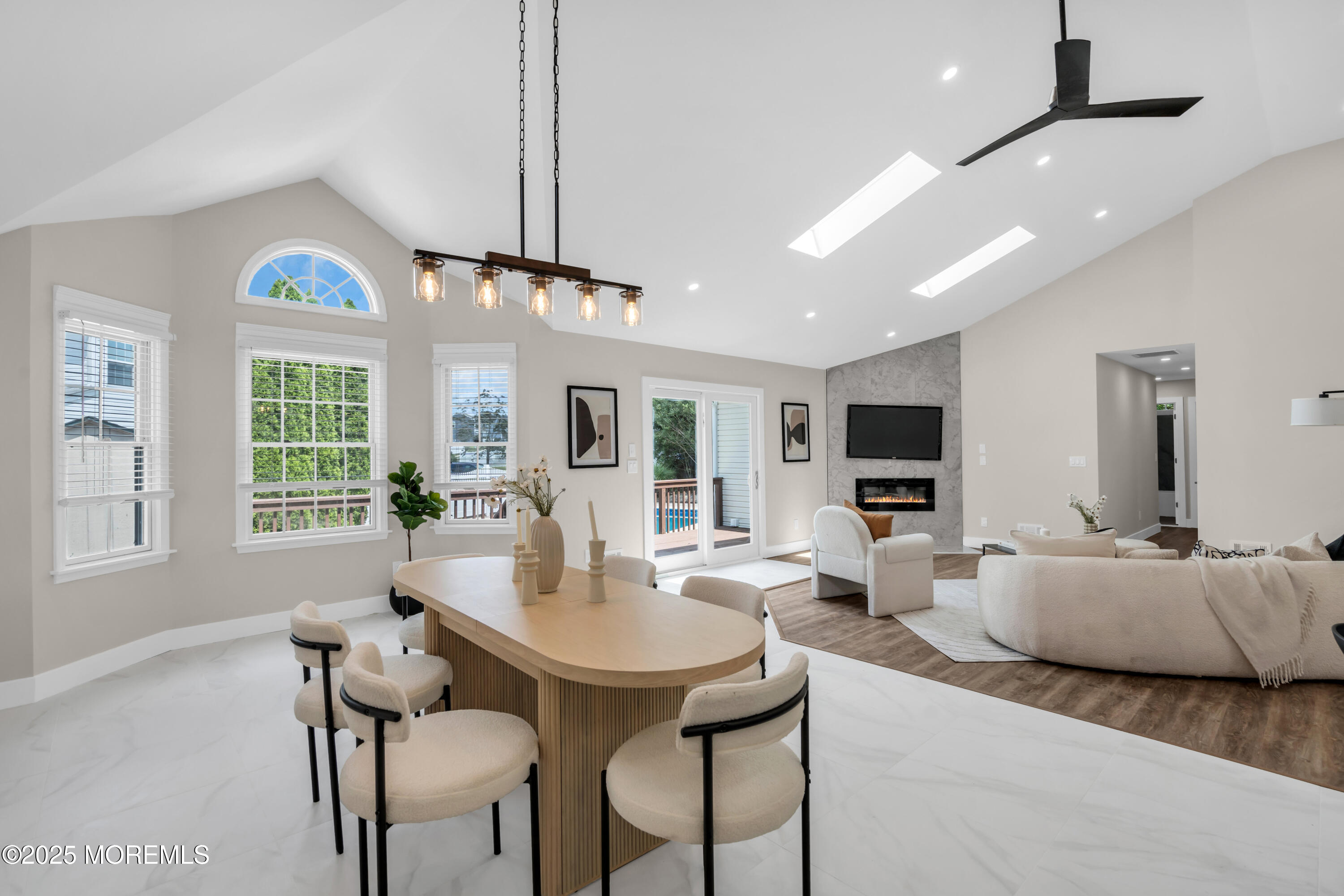 148 Compass Road