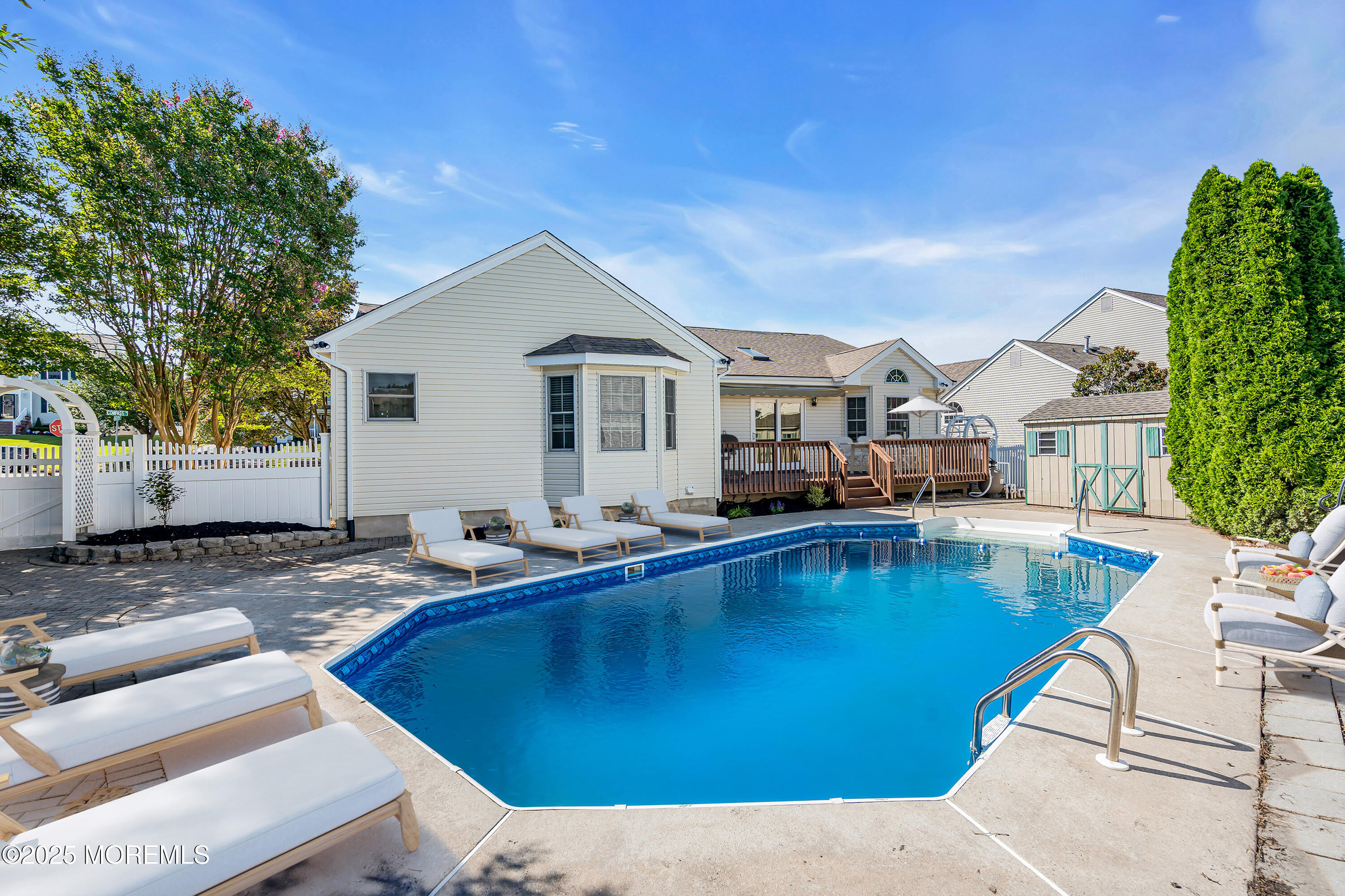 148 Compass Road