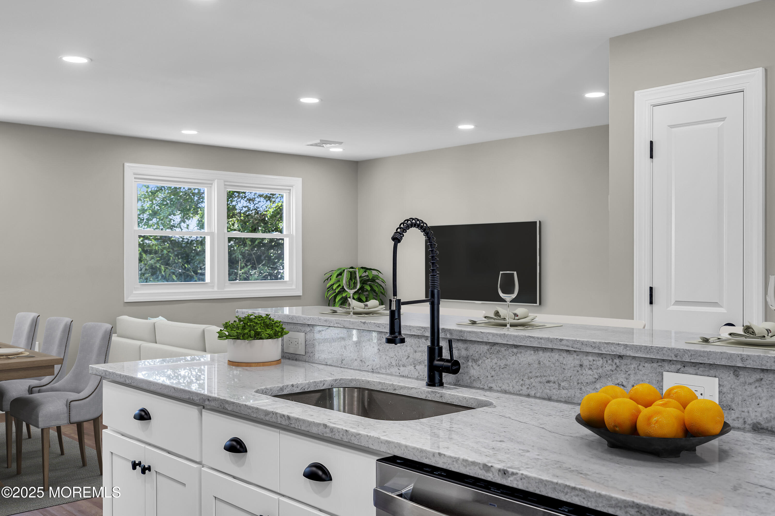 53 Chelsea Drive, 73