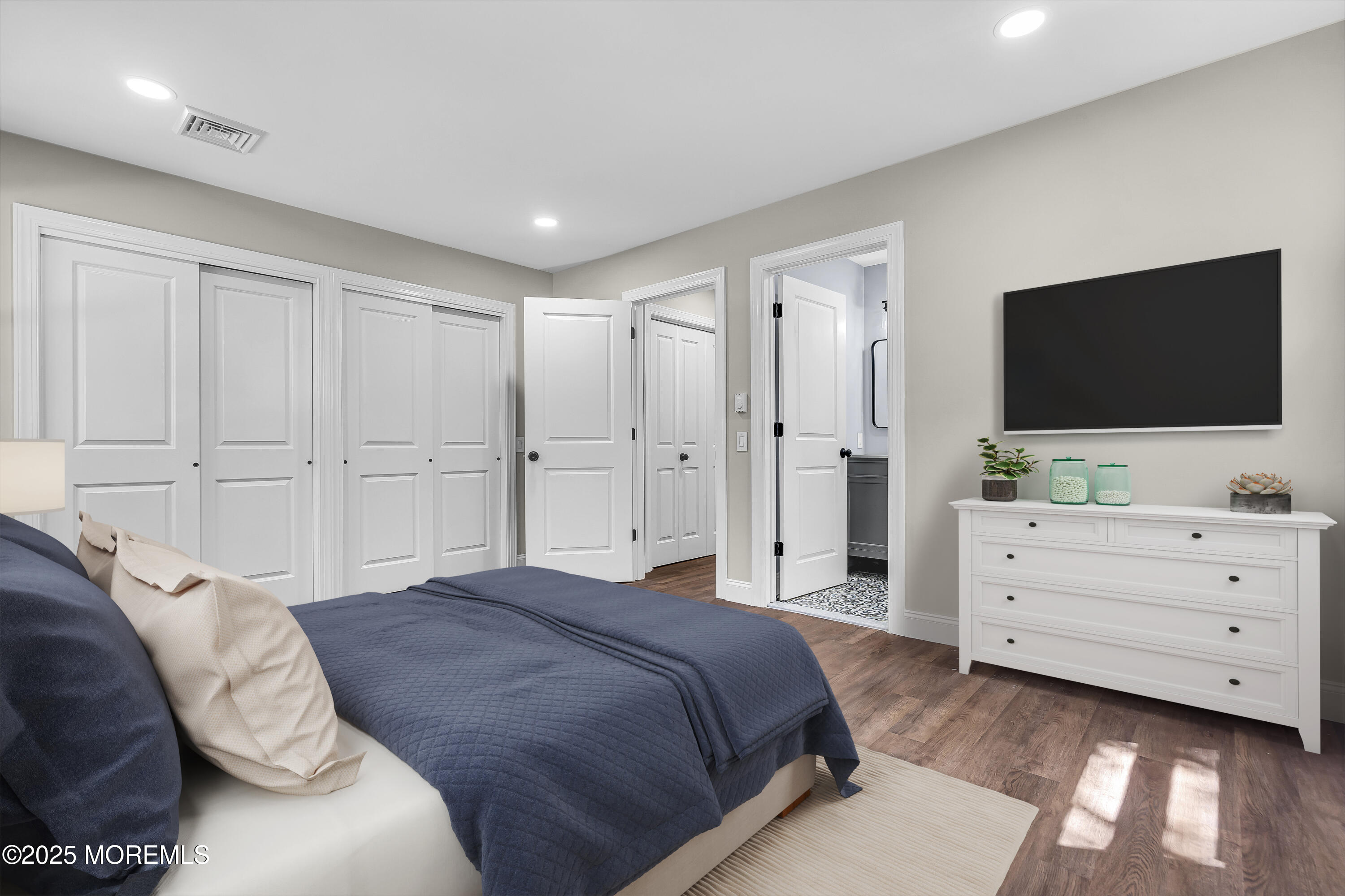 53 Chelsea Drive, 73