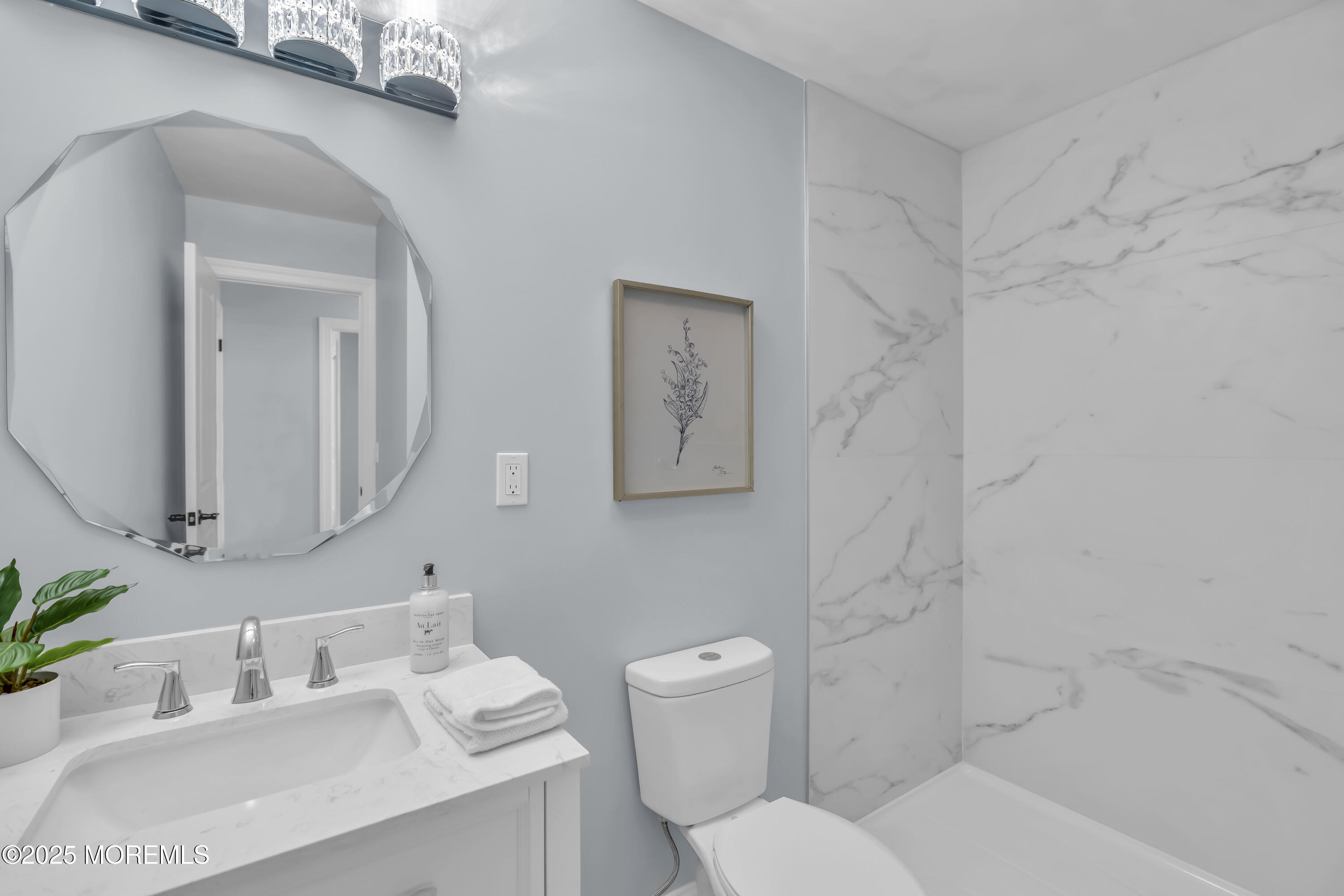 18 Gower Road, Toms River