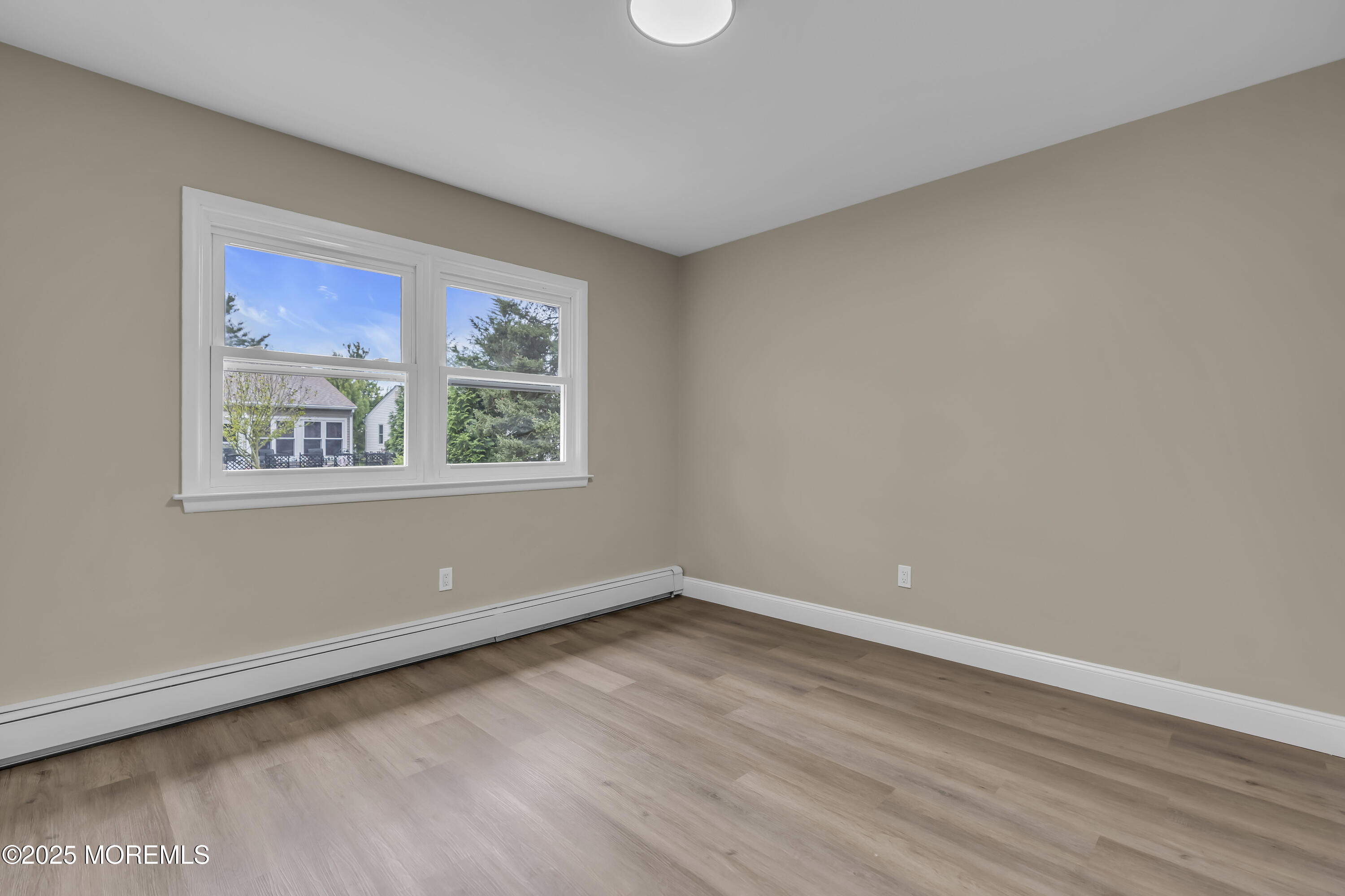 18 Gower Road, Toms River