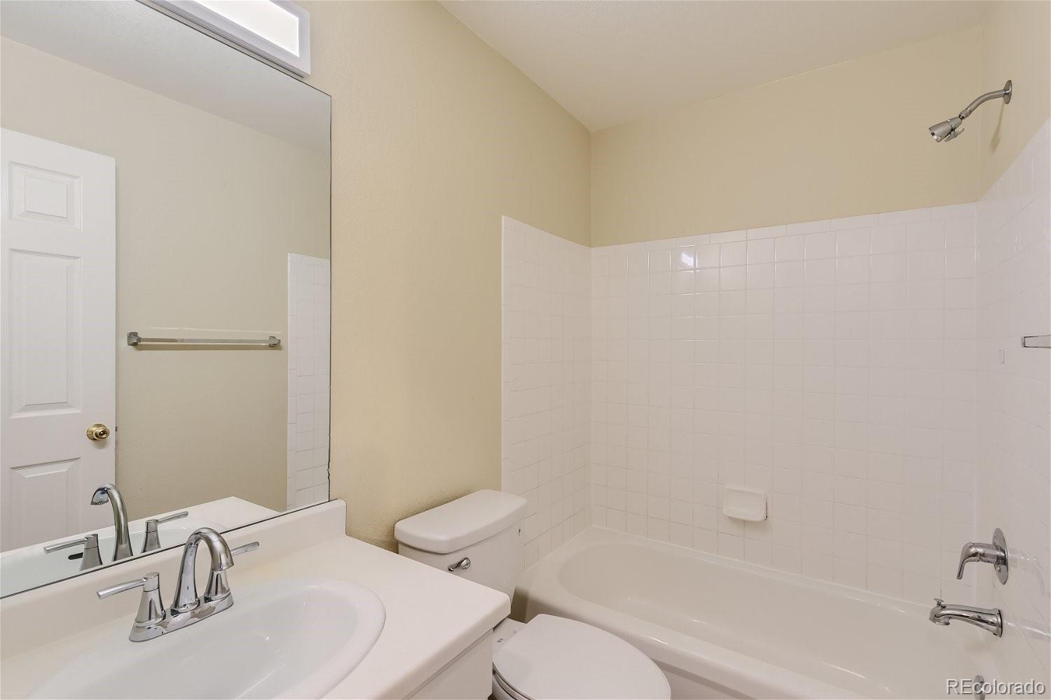 9138 Gale Boulevard Unit: 2